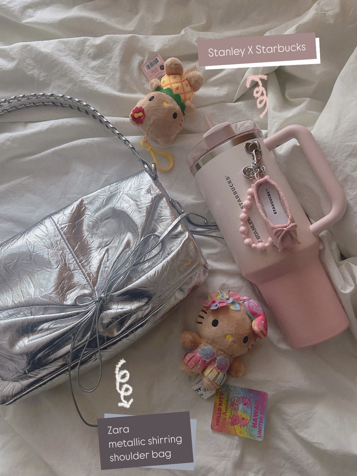 Starbucks 24 SS Stanley Pink Quencher Tumbler 1183ml, Starbucks Pink Shoe Deco KeyChain 착용 스타일