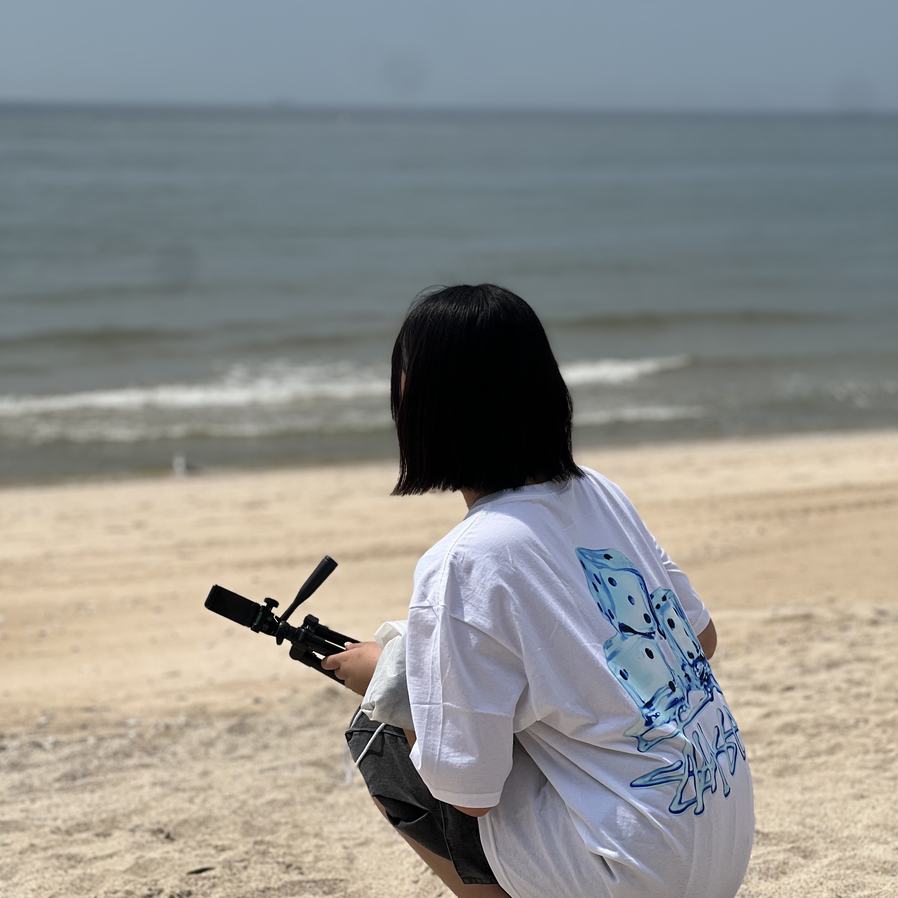 Stussy Melted T-Shirt White 착용 스타일 - 1