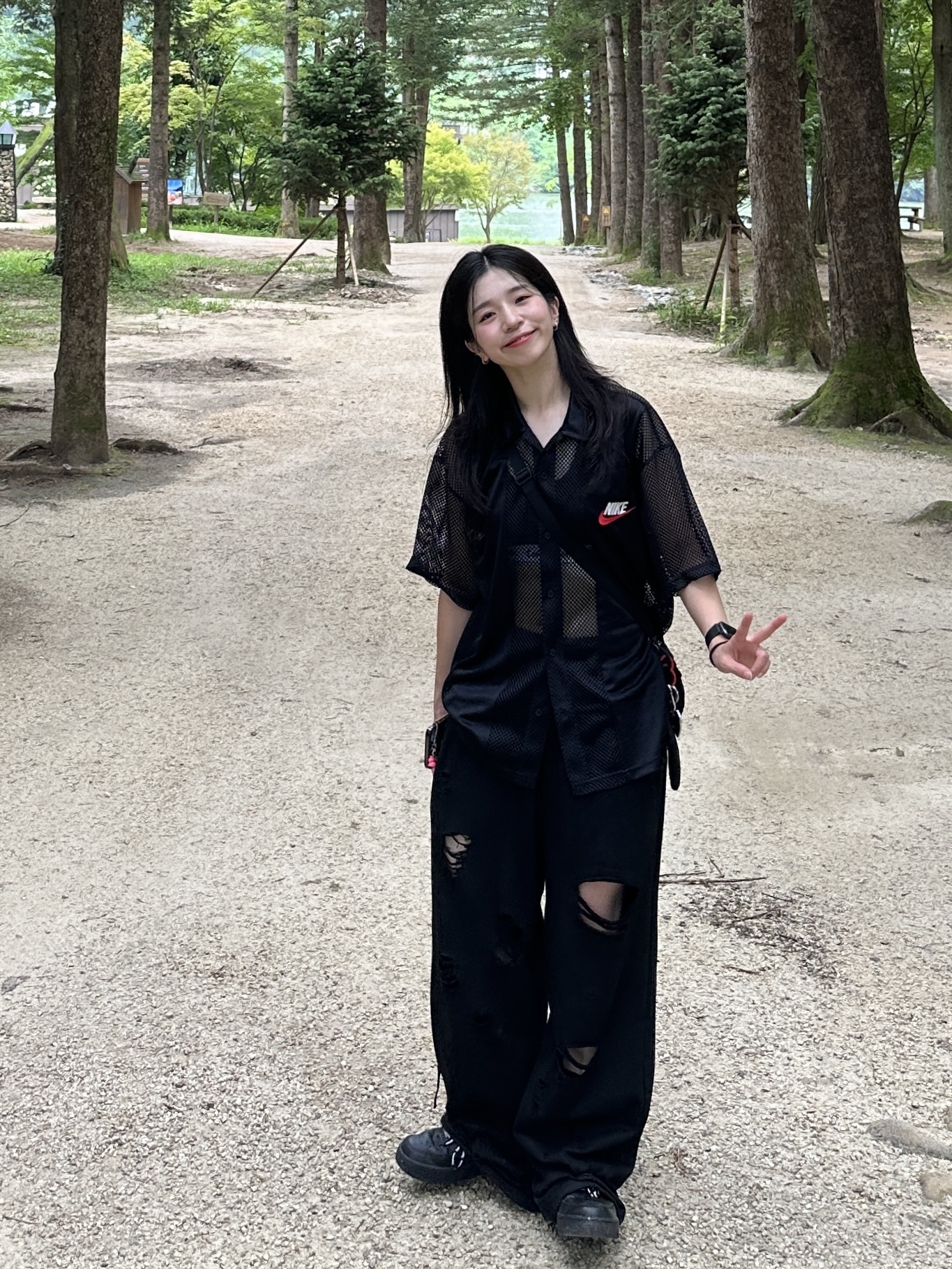 Supreme x Nike Mesh S/S Shirt Black - 24SS, Undermycar Walrus Dirty Paint Coated Damage Sweatpants Castlerock - 23SS 착용 스타일