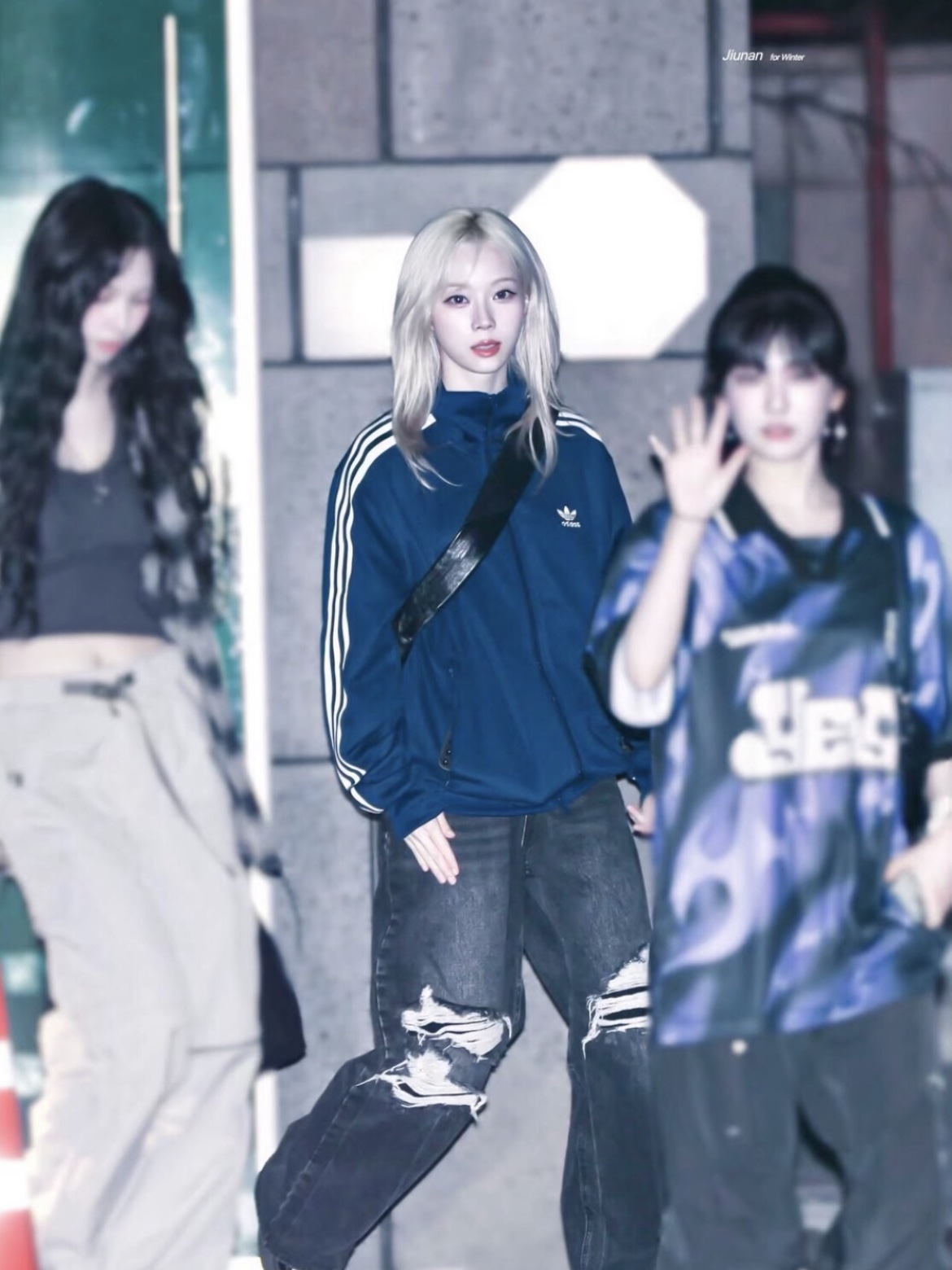 Adidas Adicolor Classic Firebird Track Top Night Indigo - KR Sizing 착용 스타일
