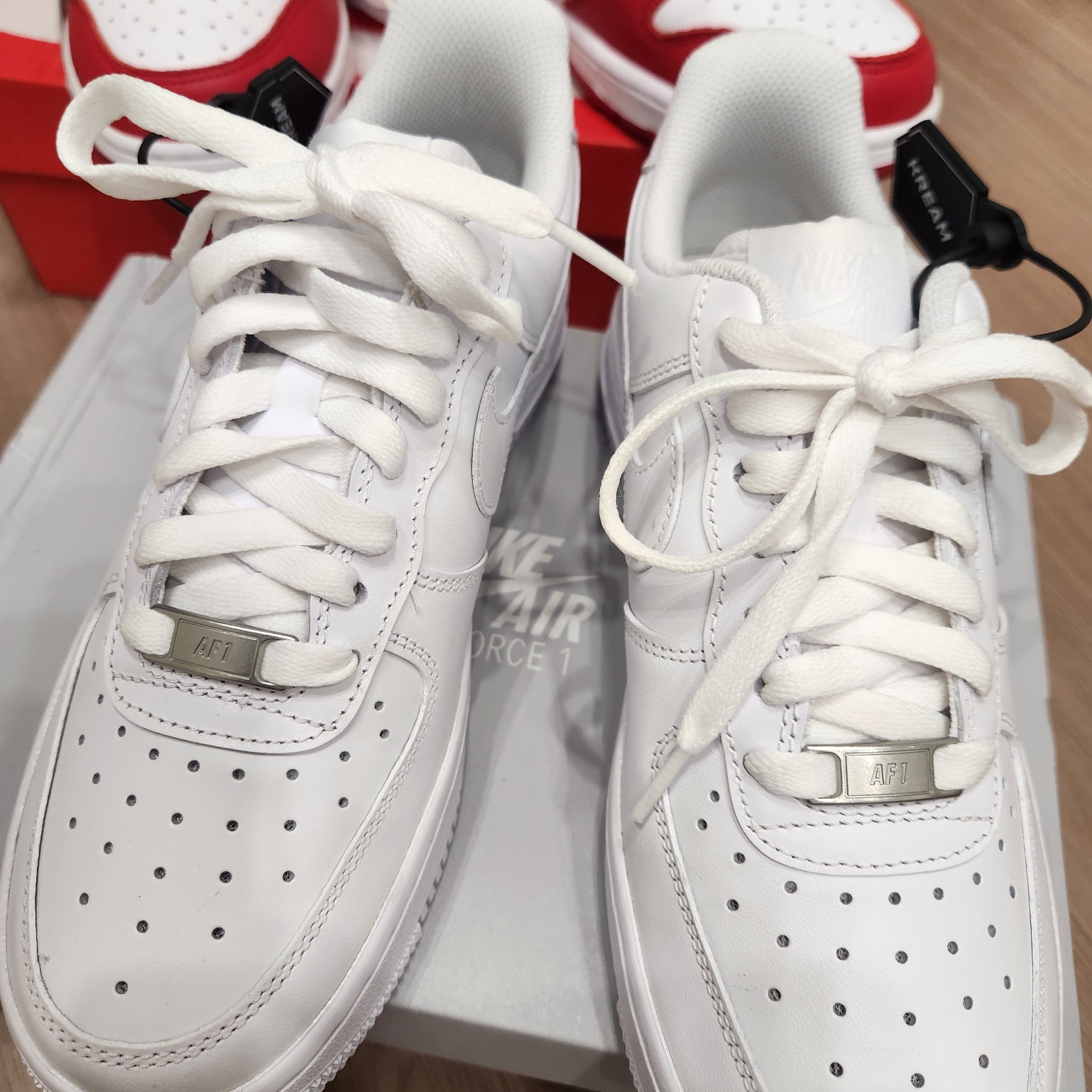 (W) Nike Air Force 1 '07 Low White 착용 스타일