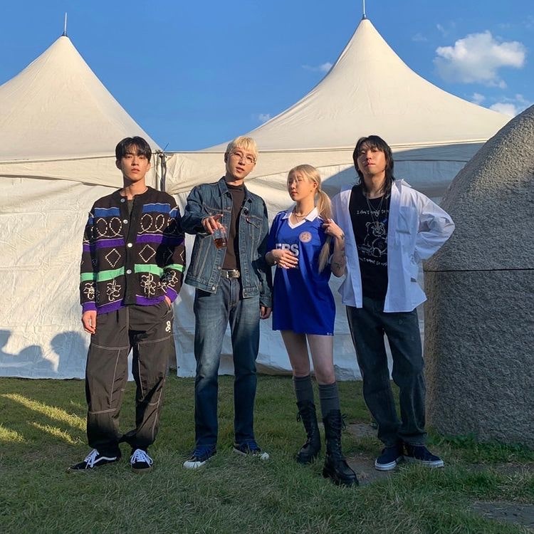 Adidas Leicester City FC 2022/23 Home Jersey Bold Blue - US Sizing (Non Marking Ver.) 착용 스타일 - 2