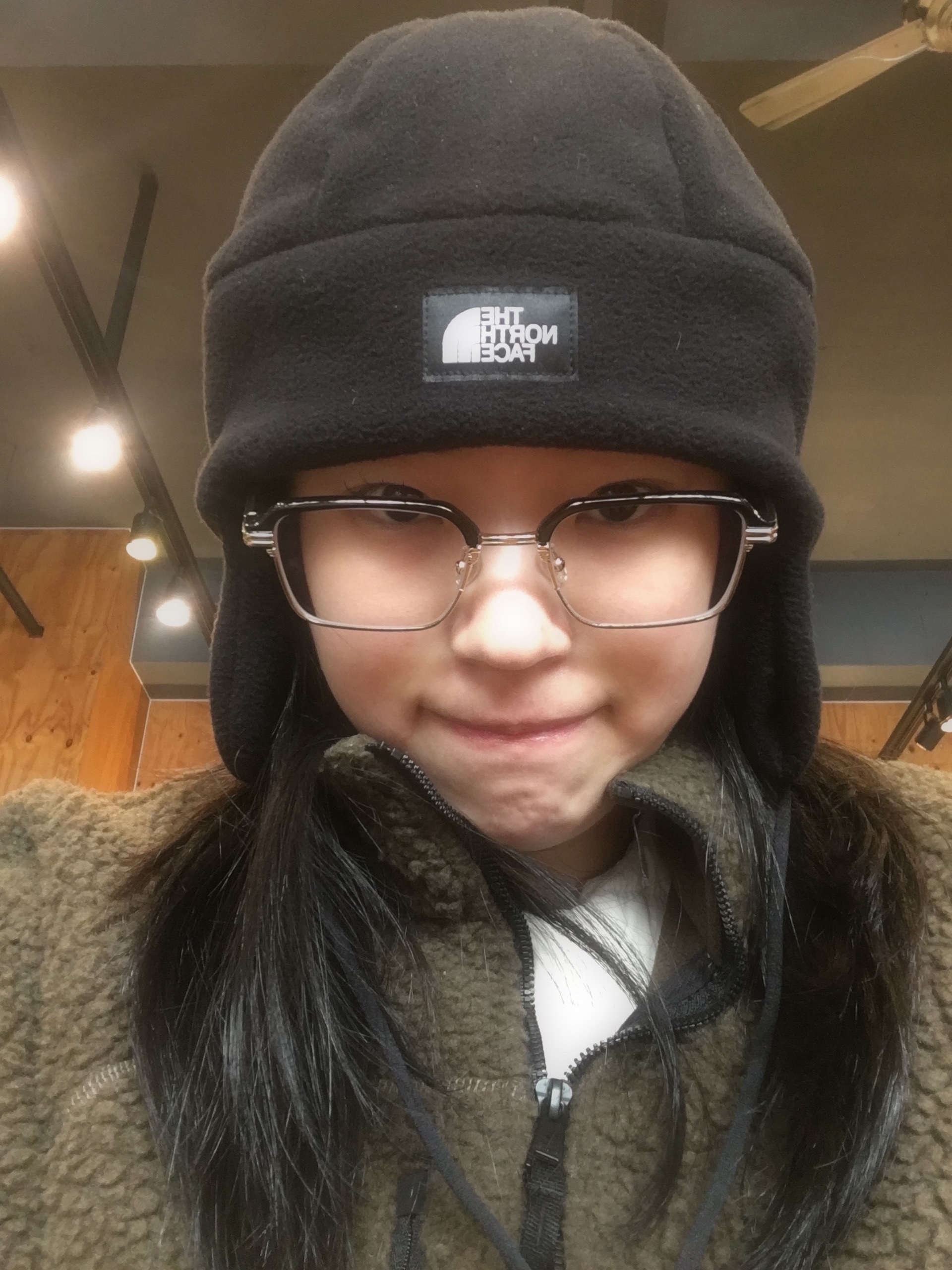The North Face Fleece Earmuff Beanie Black 착용 스타일