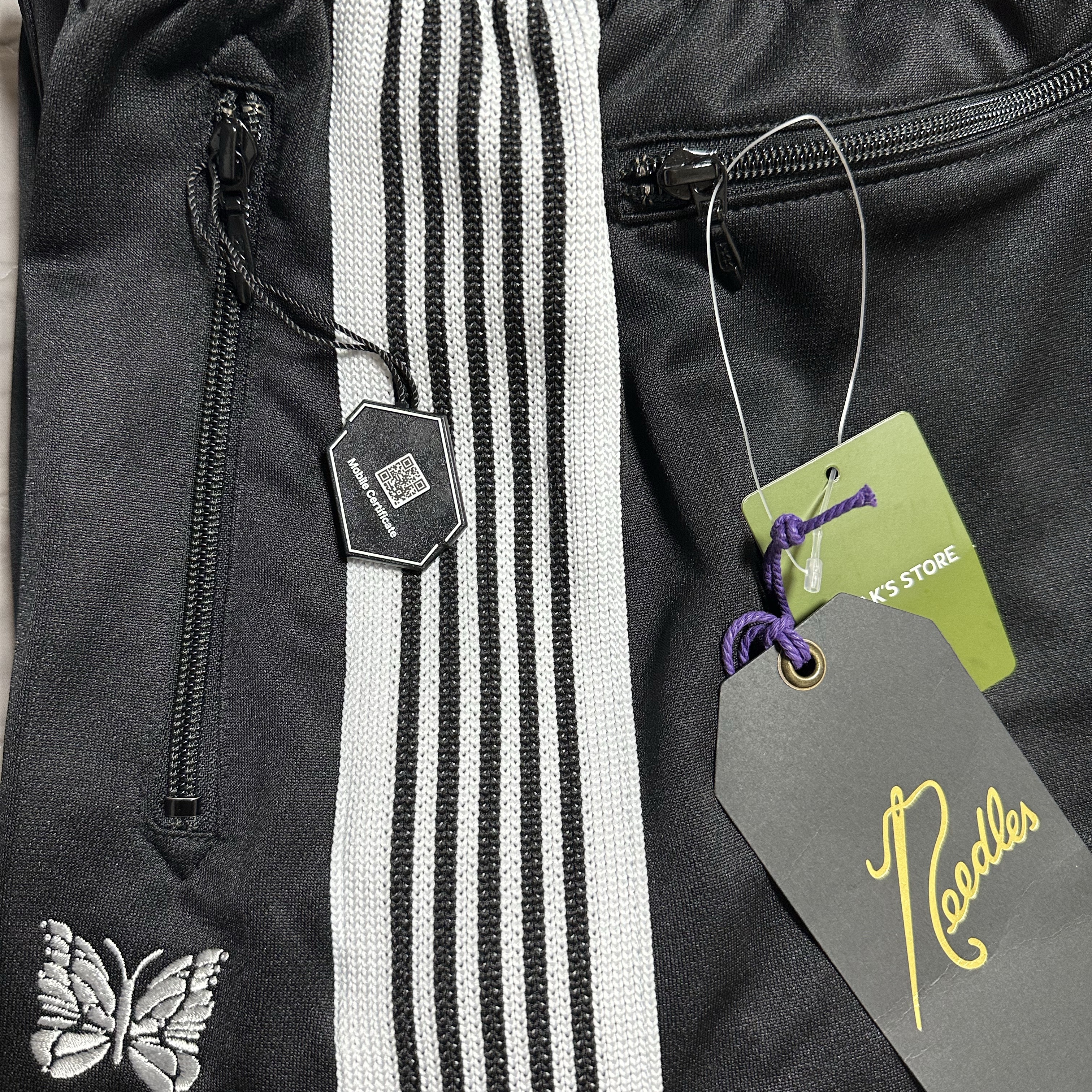 Needles H.D. Track Pants Poly Smooth Black White 착용 스타일