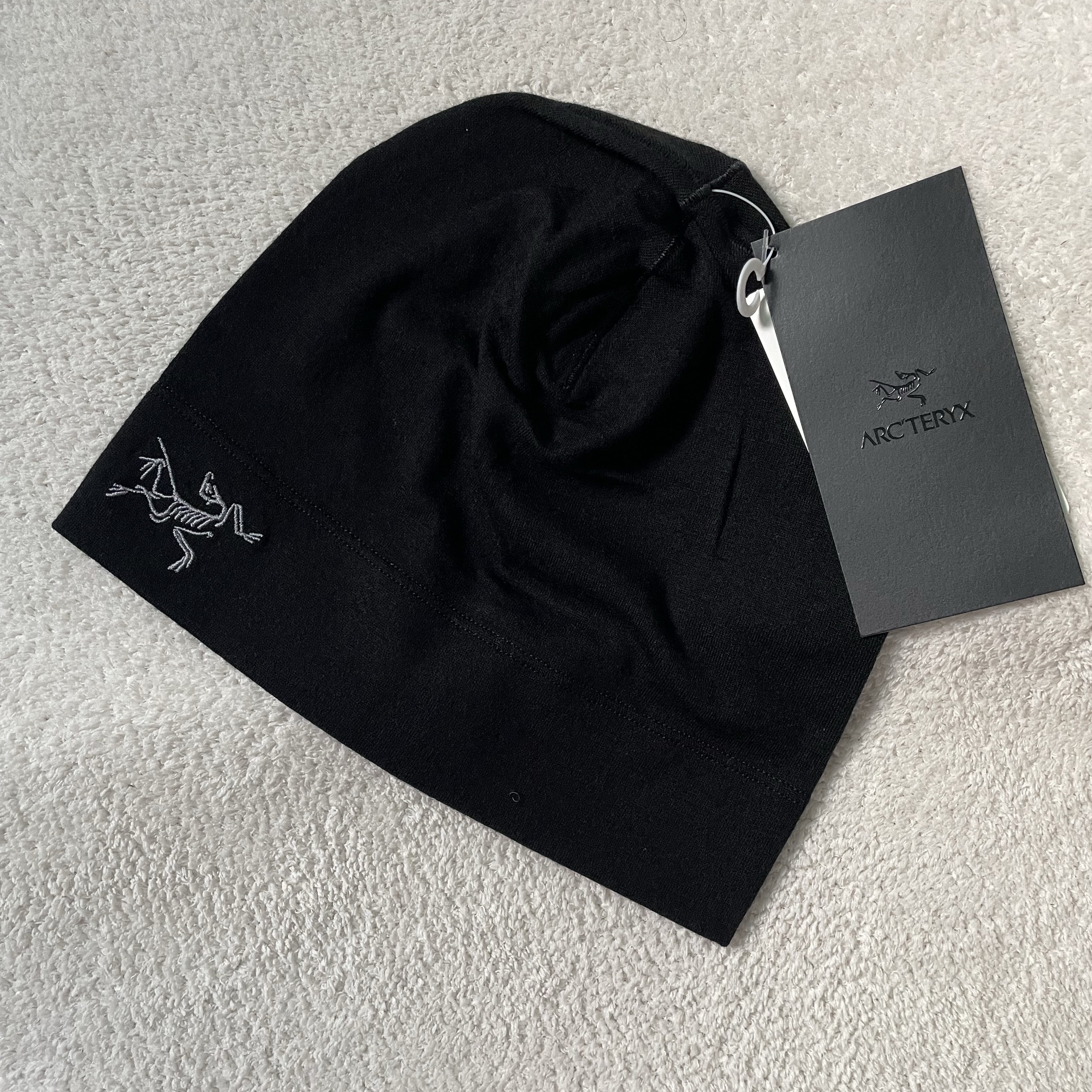 Arc'teryx Rho Lightweight Wool Toque Black 착용 스타일