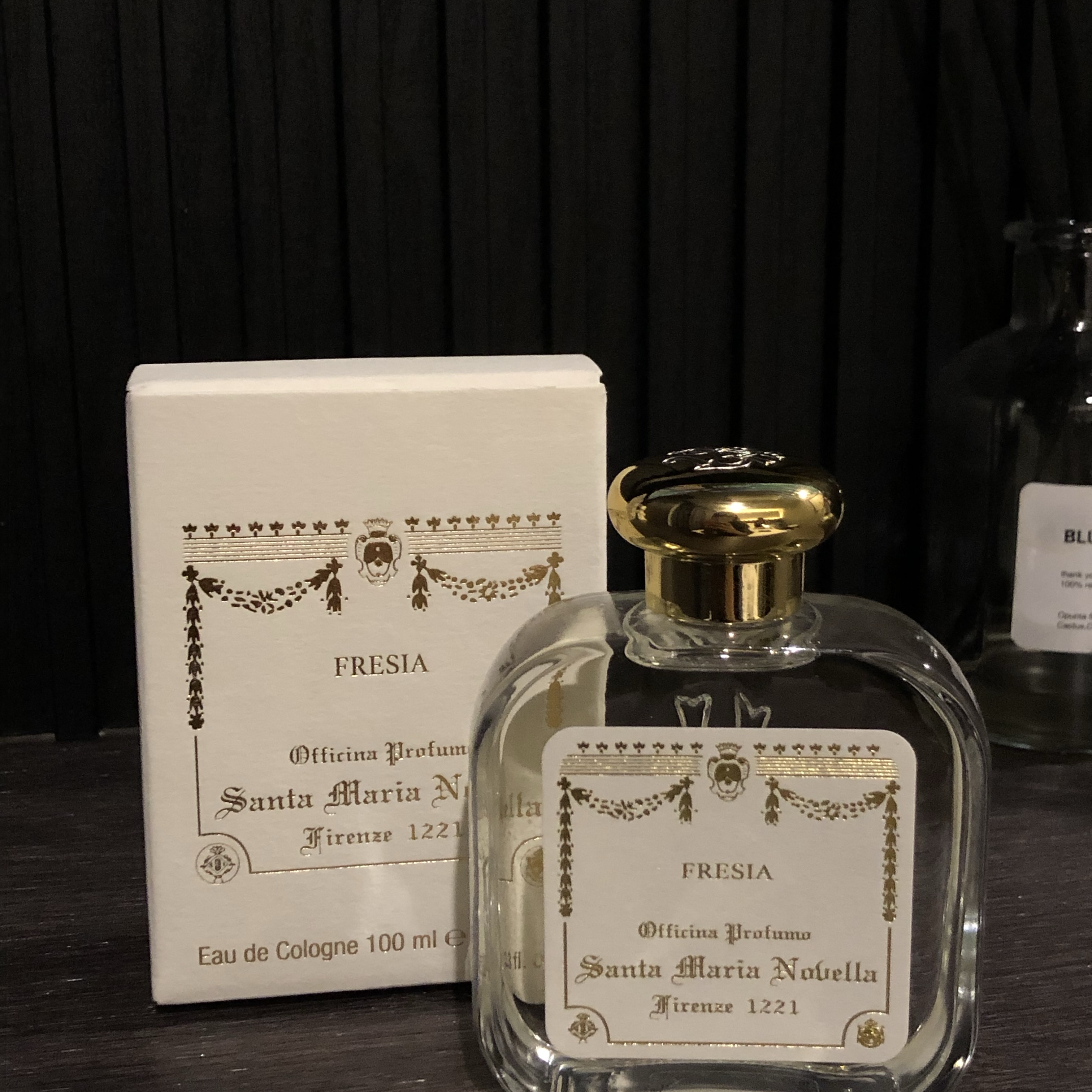 Santa Maria Novella Fresia Eau de Cologne 100ml 착용 스타일