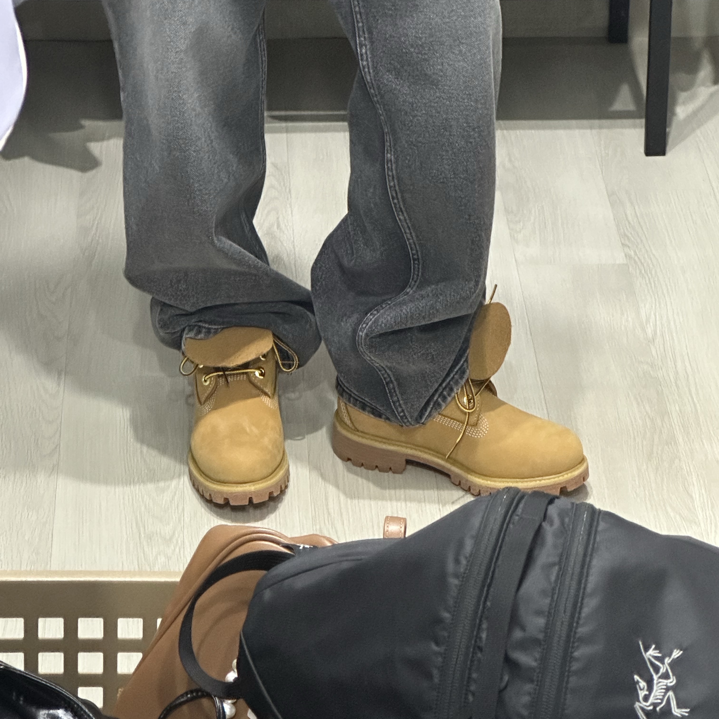 Timberland Premium 6 inch Waterproof Boot Wheat Nubuck - Wide 착용 스타일 - 2