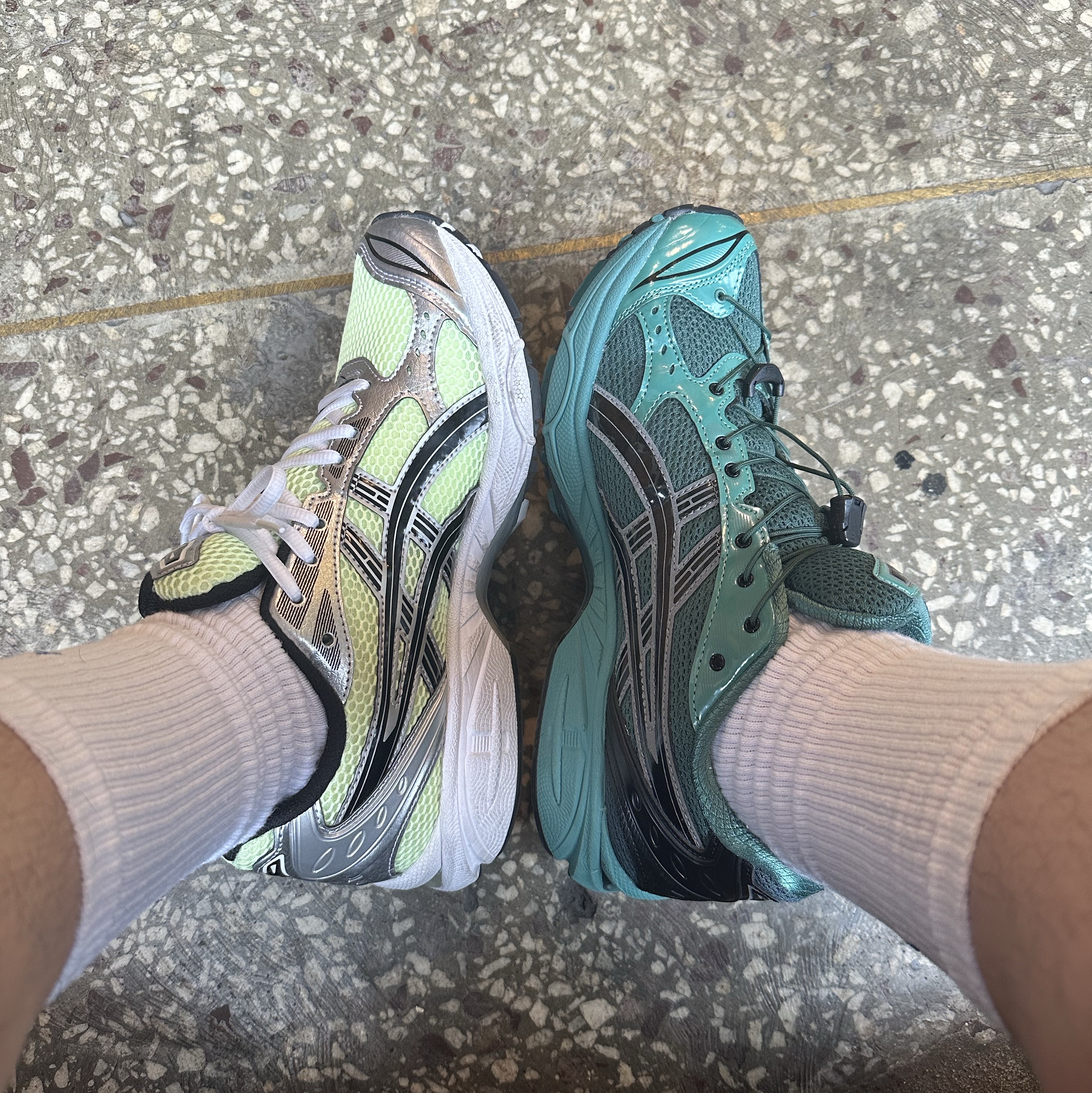 Asics x Unaffected Gel-Kayano 14 Uranus Green, Asics Gel-Kayano 14 Illuminate Yellow Black 착용 스타일