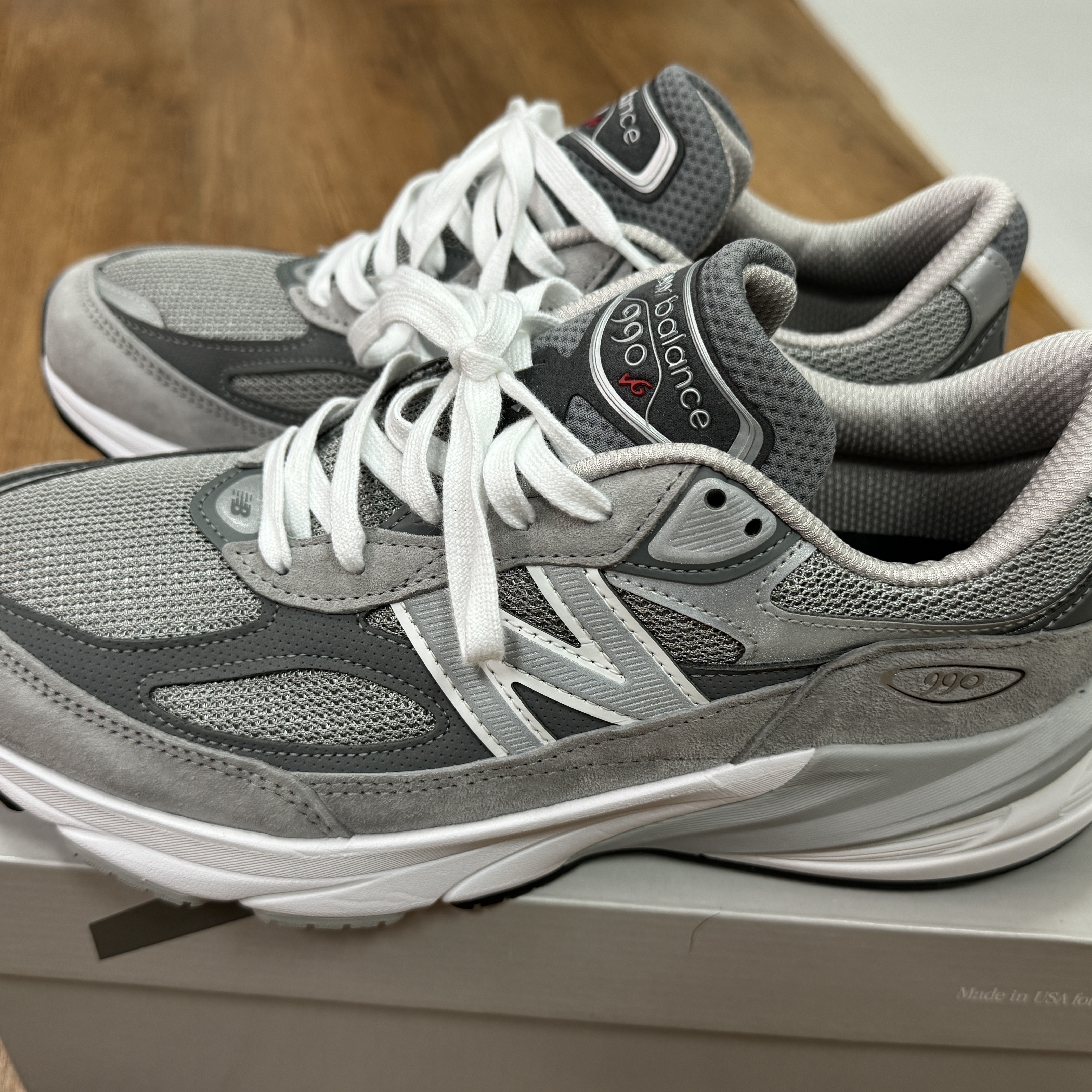 New Balance 990v6 Made in USA Grey - D Standard 착용 스타일 - 1