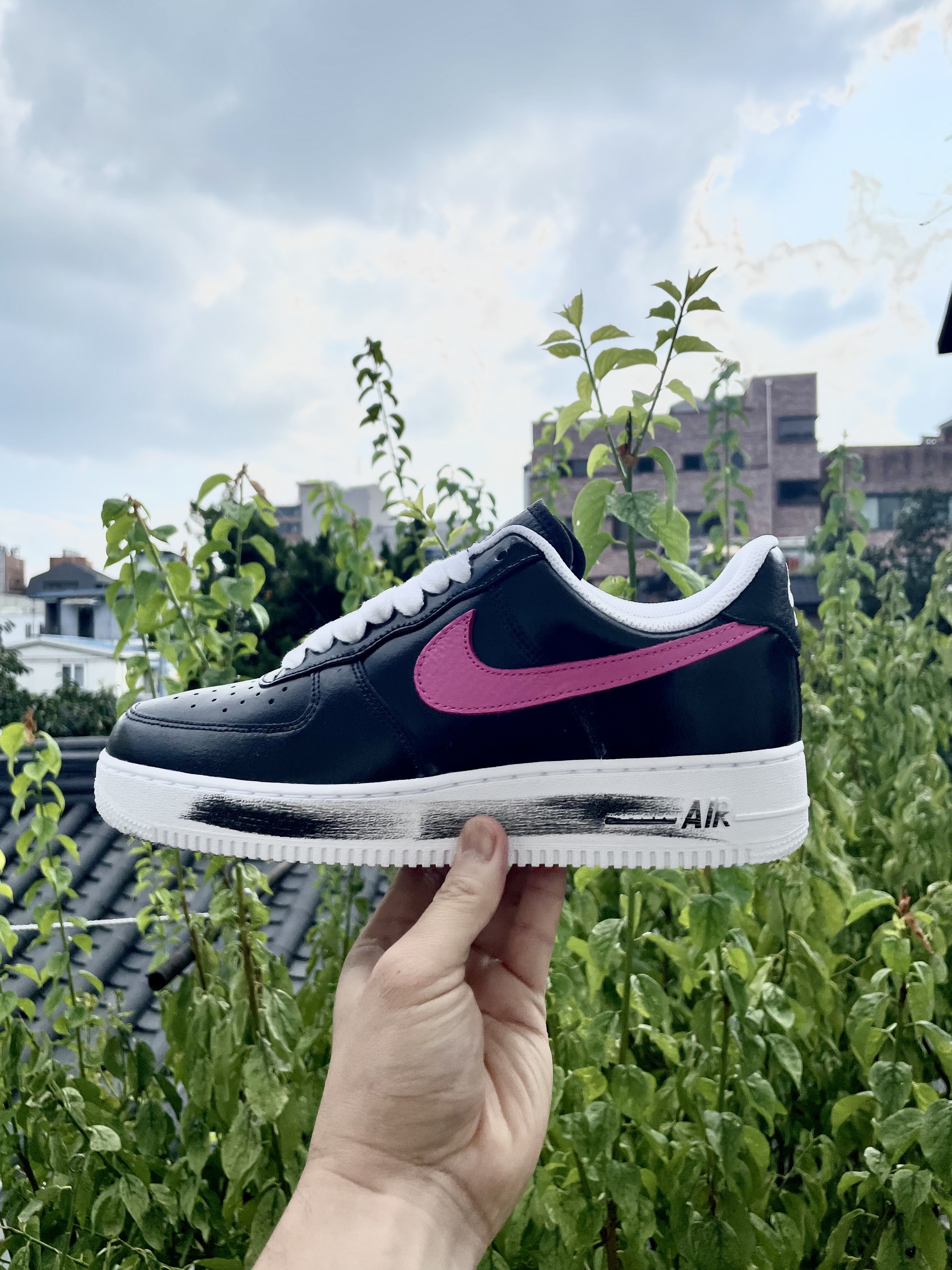 Nike x Peaceminusone Air Force 1 Low Para-Noise 3.0 Black and Multicolor 착용 스타일