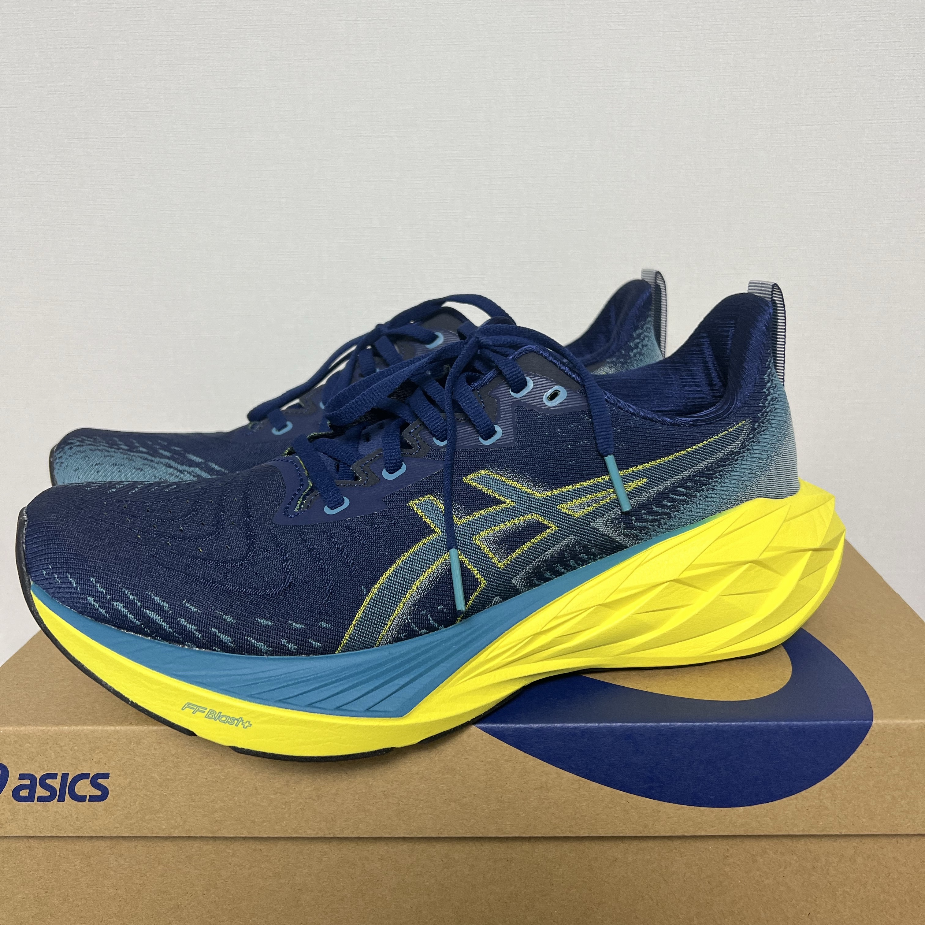 Asics Novablast 4 Blue Expanse Blue Teal 착용 스타일