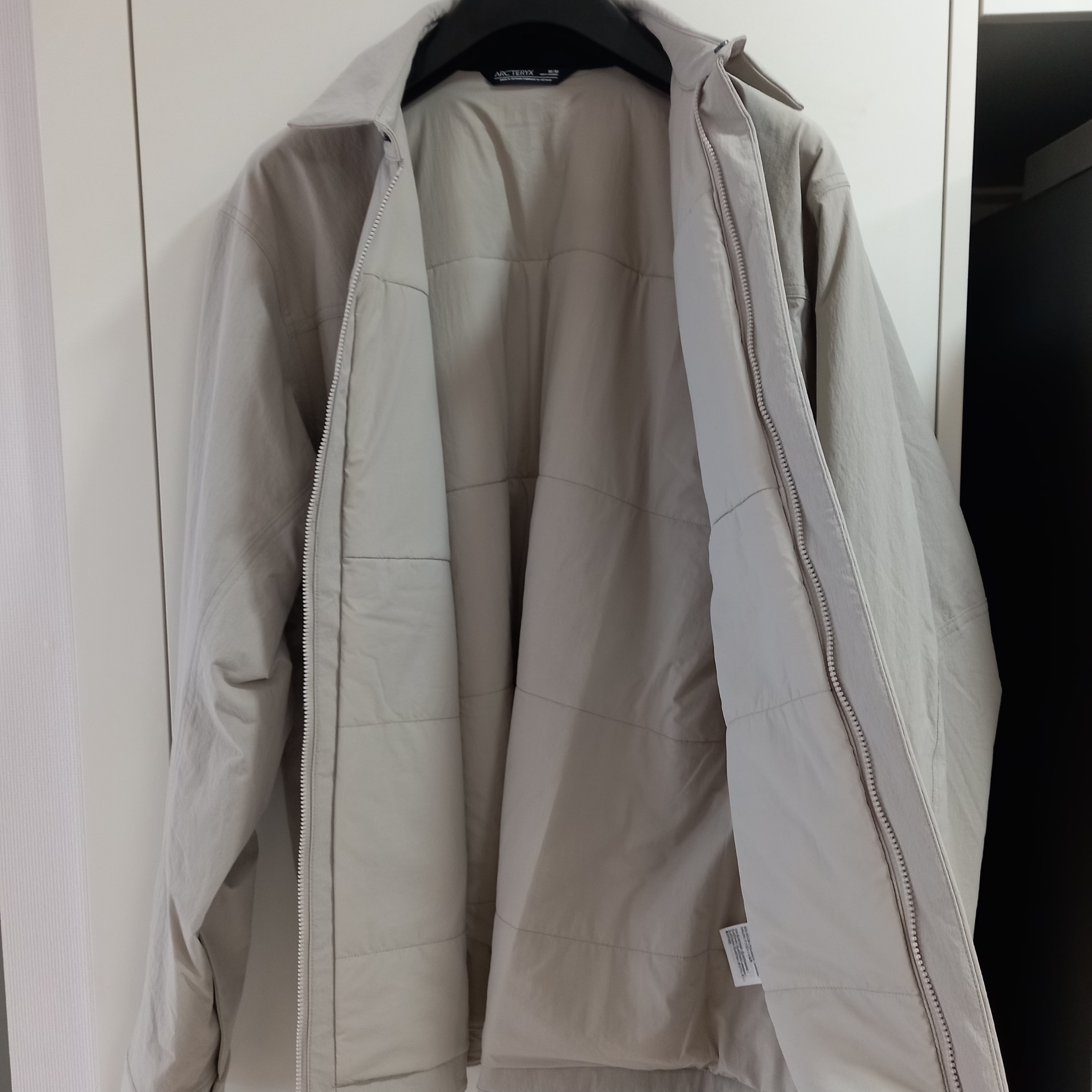 Arc'teryx Cronin Insulated Overshirt Rune 착용 스타일 - 6