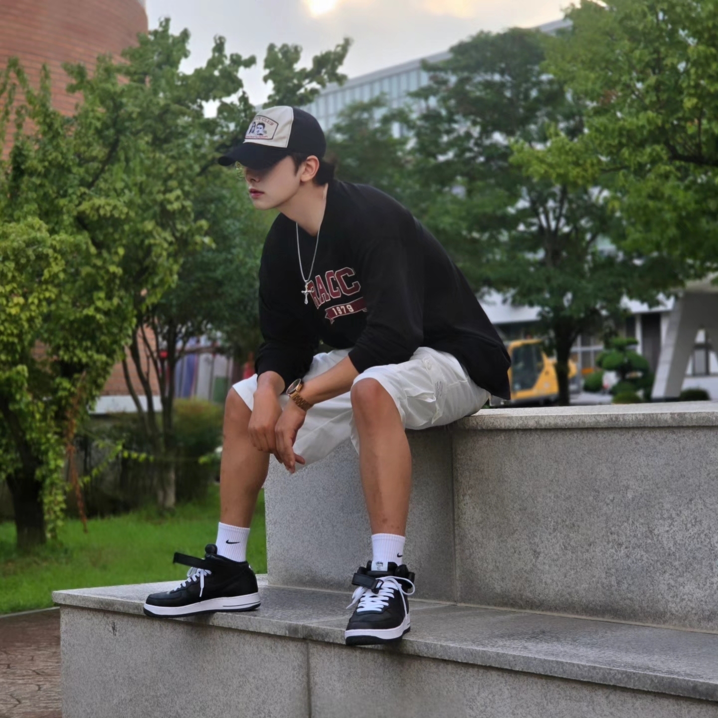 Samsung Galaxy Watch6 44mm LTE Silver (Korean Ver.), Nike x Stussy Air Force 1 '07 Mid SP Black 착용 스타일 - 1