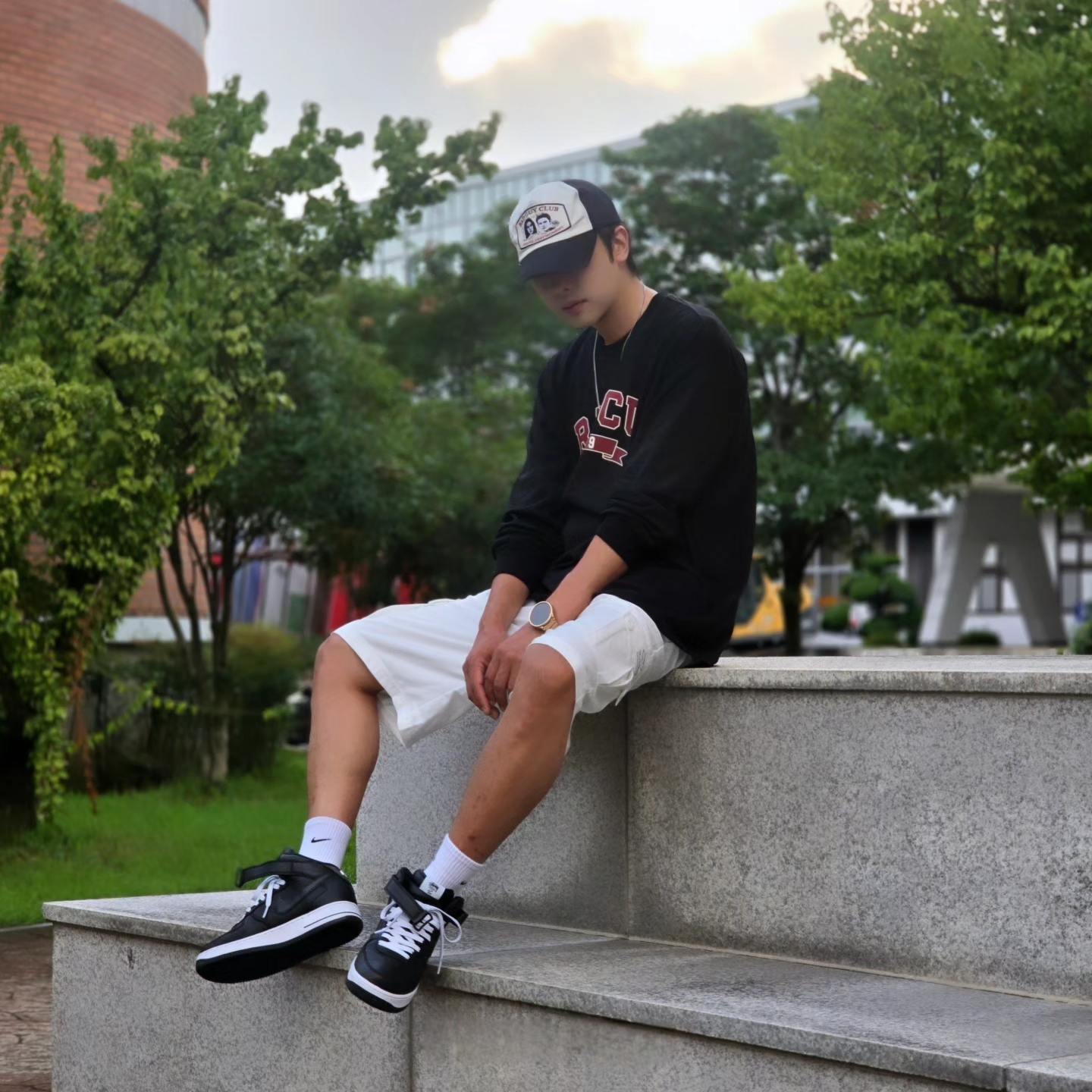 Samsung Galaxy Watch6 44mm LTE Silver (Korean Ver.), Nike x Stussy Air Force 1 '07 Mid SP Black 착용 스타일 - 3