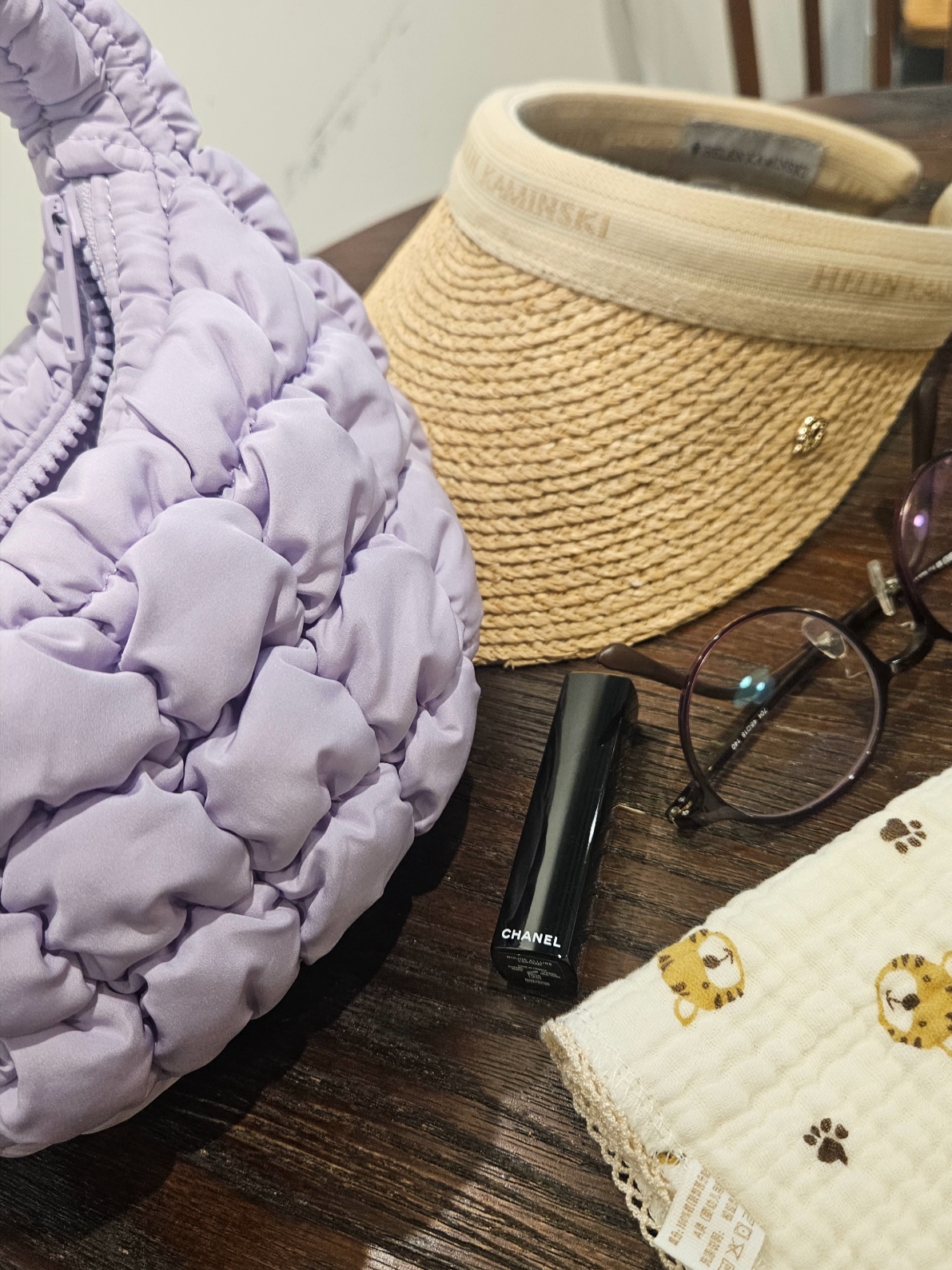 COS Quilted Micro Bag Purple 착용 스타일 - 2