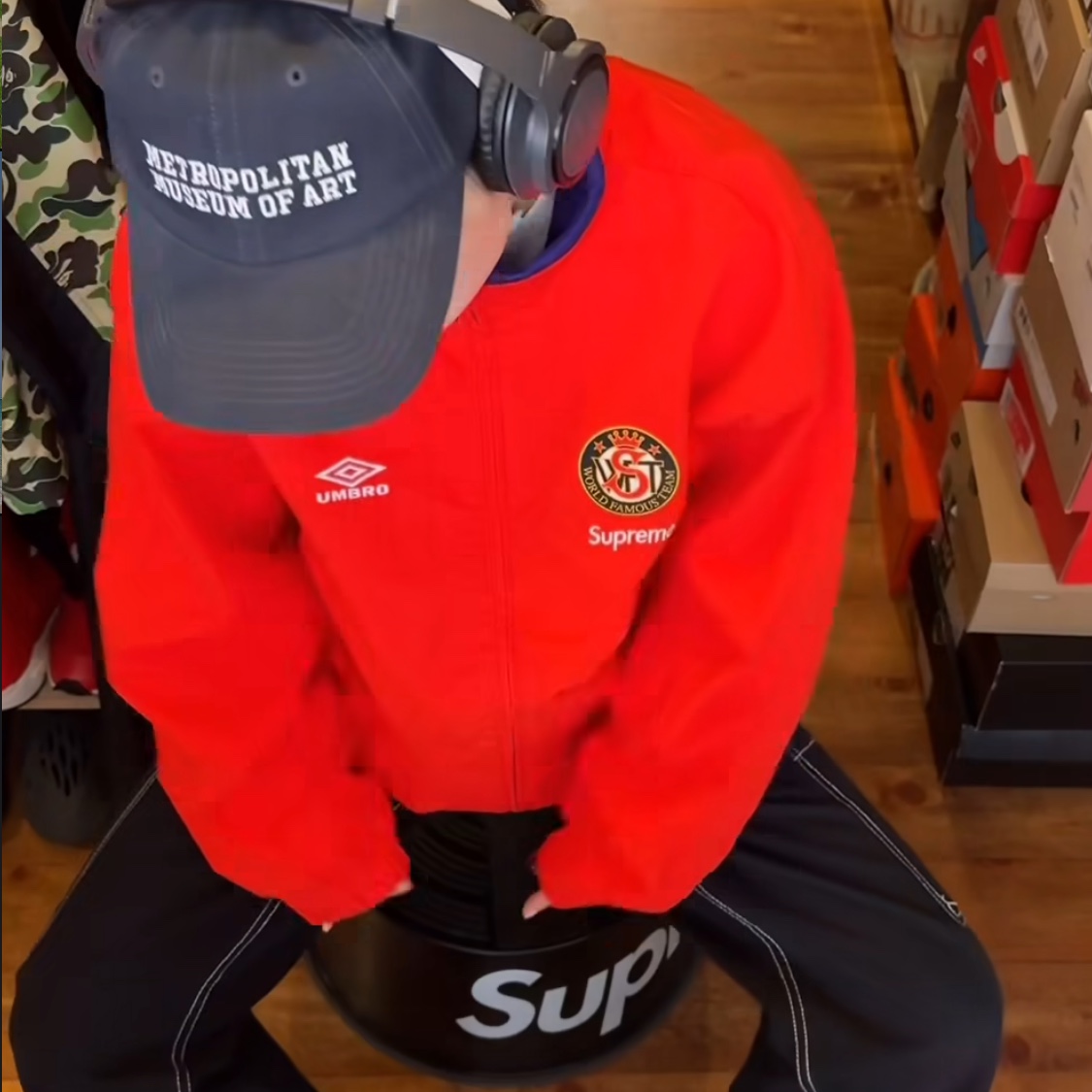 Supreme x Umbro Cotton Ripstop Track Jacket Red - 23FW 착용 스타일 - 1