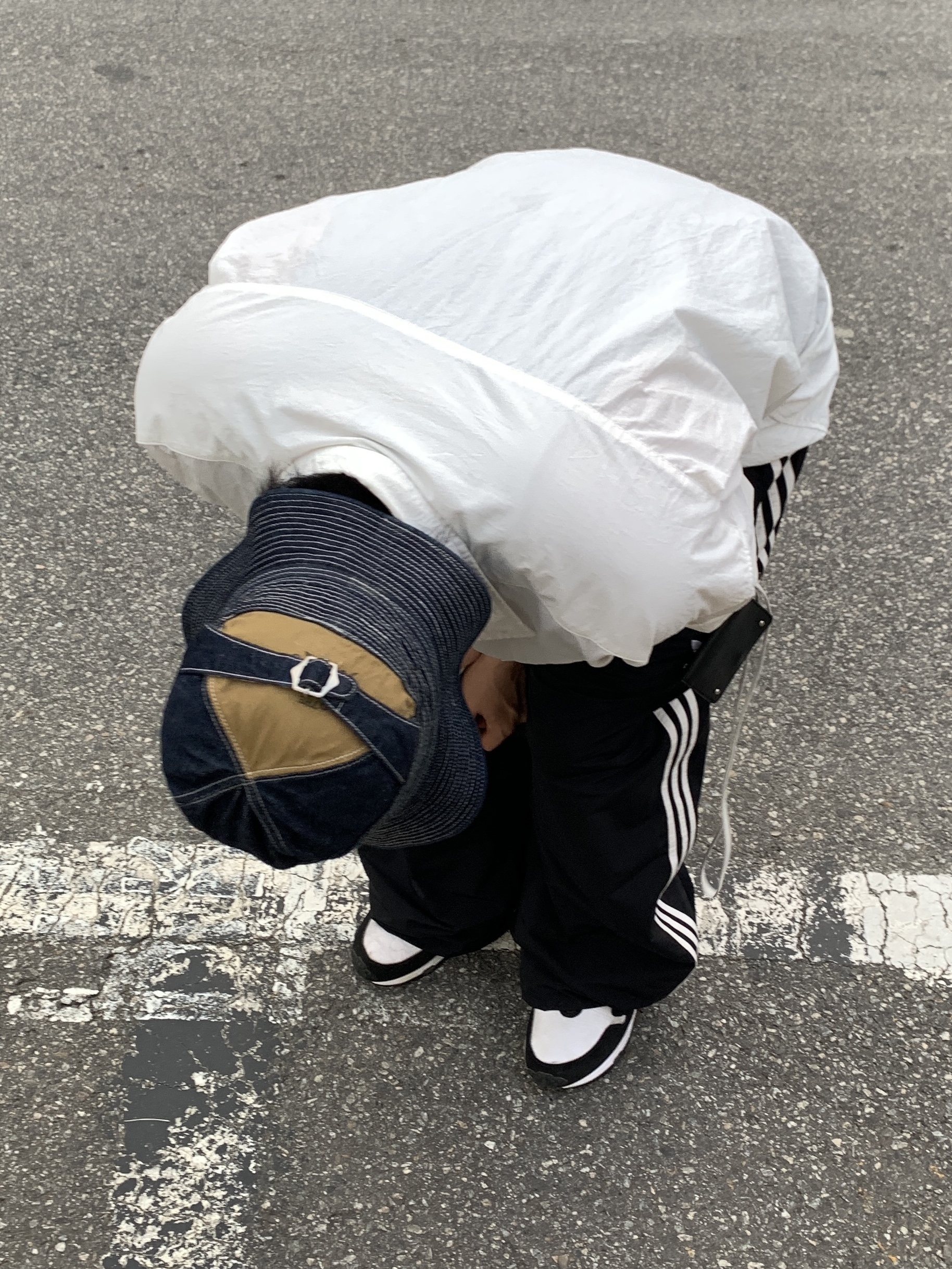Kapital 11.5 oz. Denim The Old Man and The Sea Hat Indigo Dark, Nike x Comme des Garcons Homme Plus Air Max Sunder SP White Black 착용 스타일 - 1