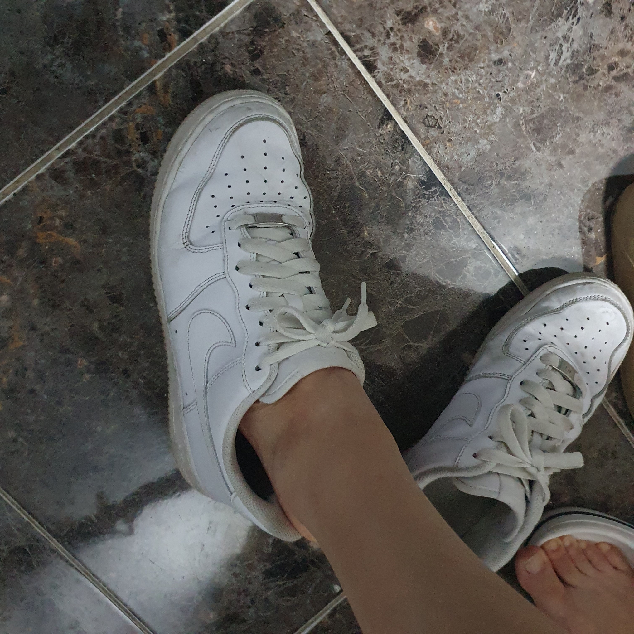 Nike Air Force 1 '07 Low White 착용 스타일