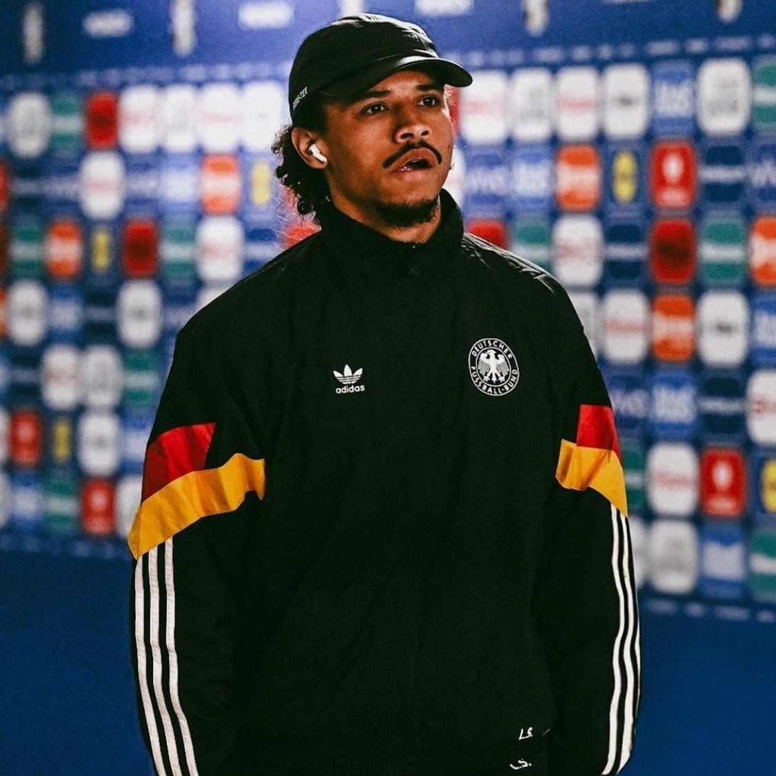Adidas Originals Germany Track Top Black - KR Sizing 착용 스타일