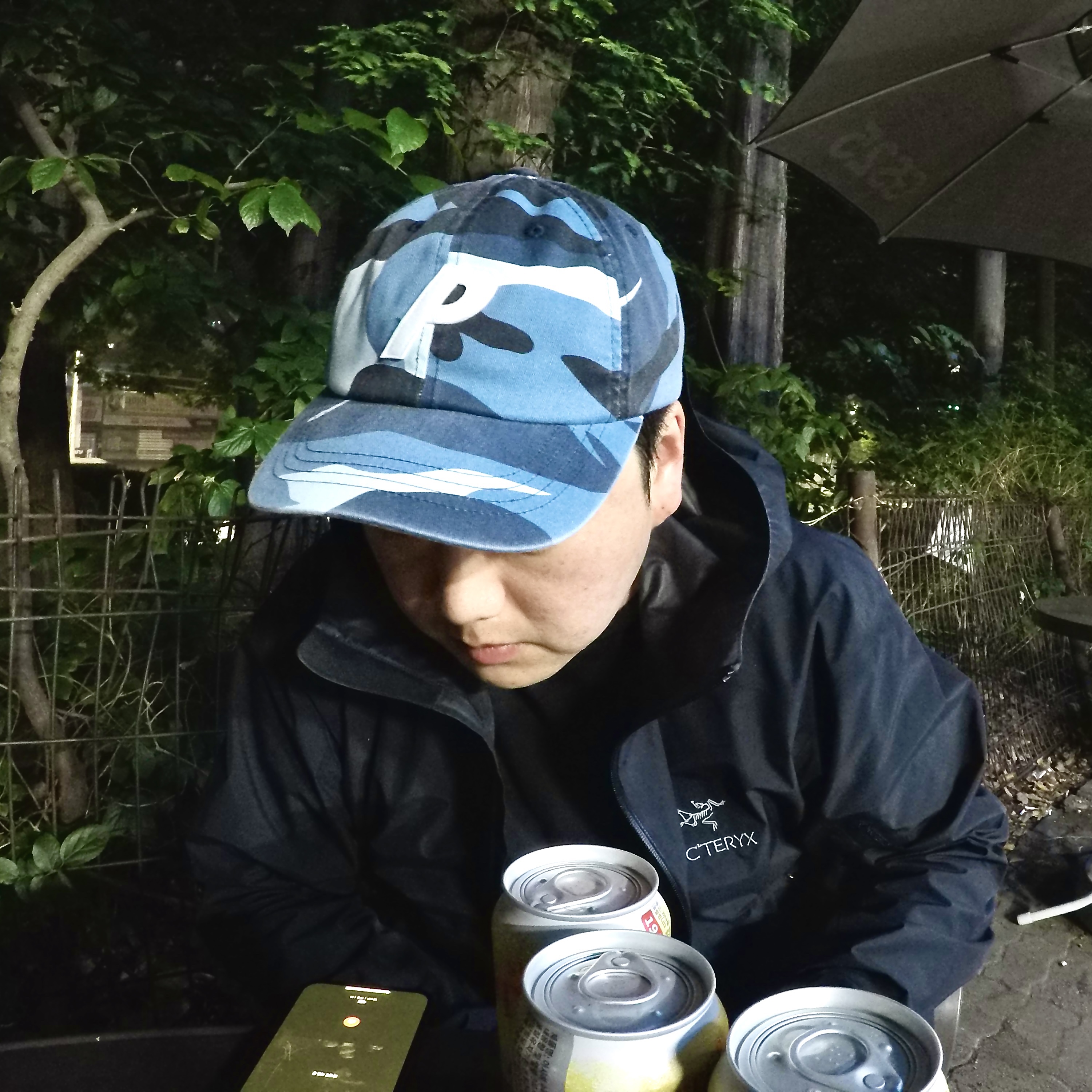 Stussy Basic Skullcap Beanie Black, Palace Arc Applique Hood Grey Marl - 24SS 착용 스타일 - 3