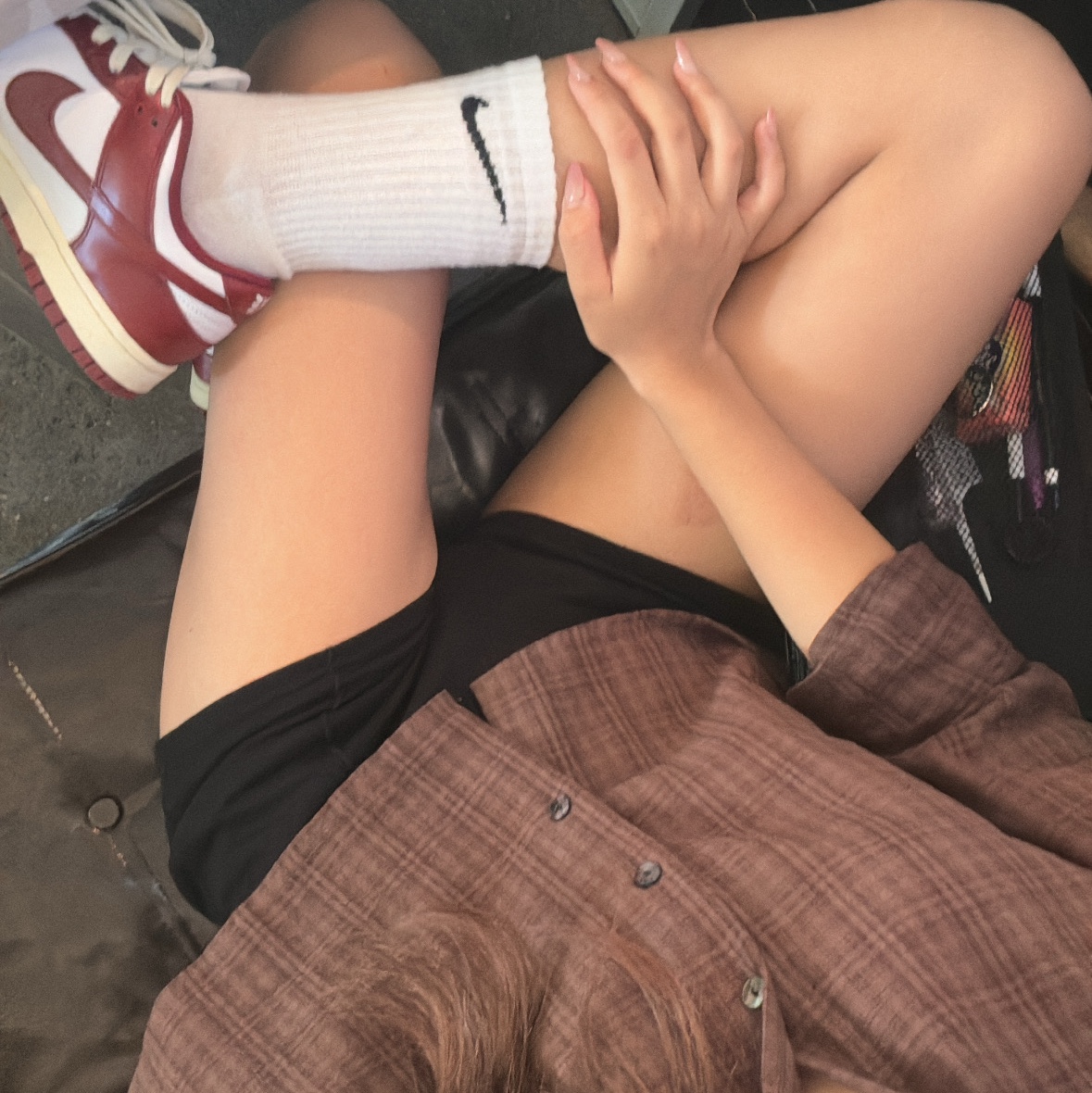 (W) Nike Dunk Low Retro PRM Team Red and White 착용 스타일