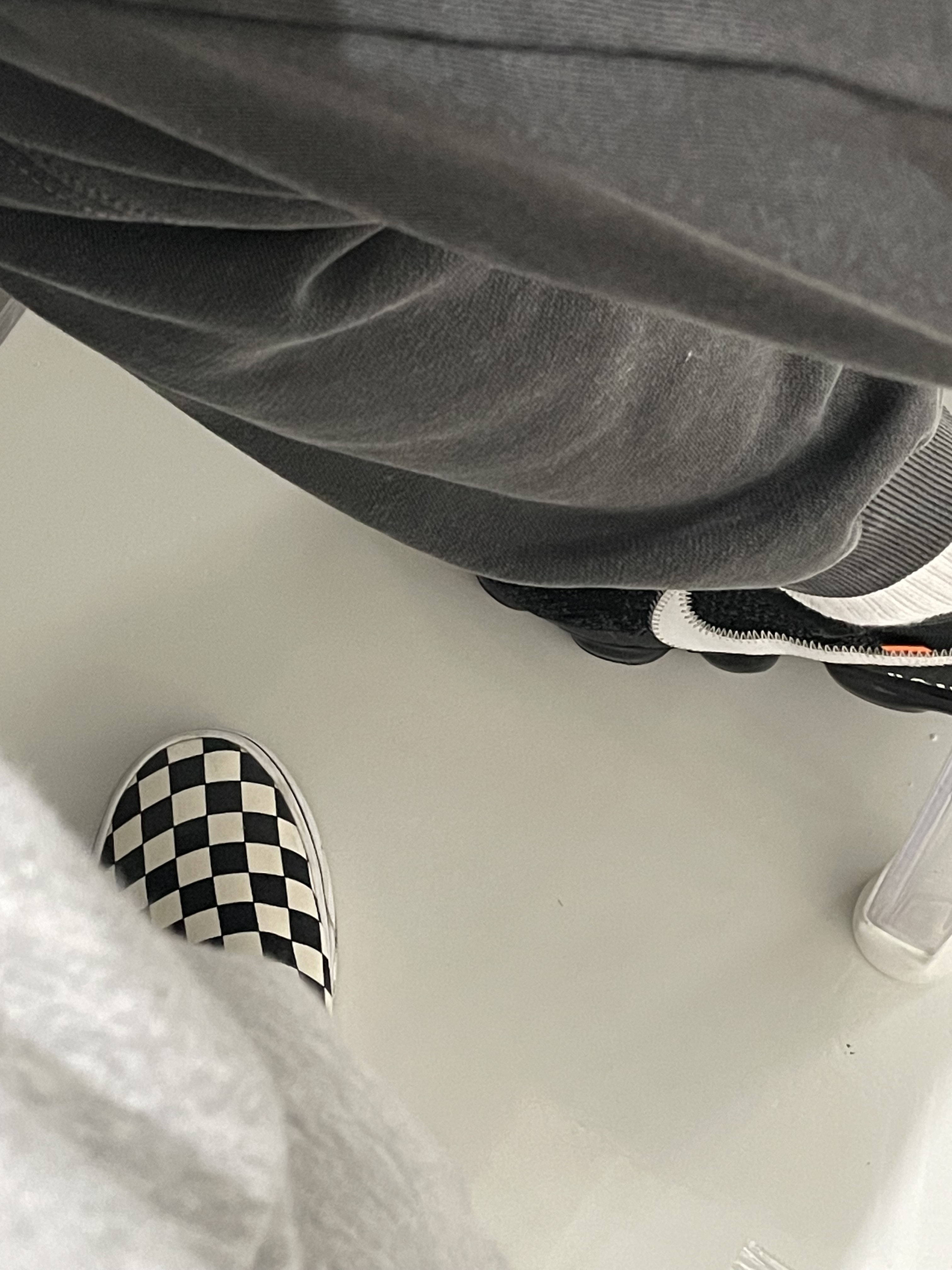 IAB Studio Blocked Pigment Hoodie Black, Nike x Off-White Air VaporMax OG Black The Ten 착용 스타일 - 2