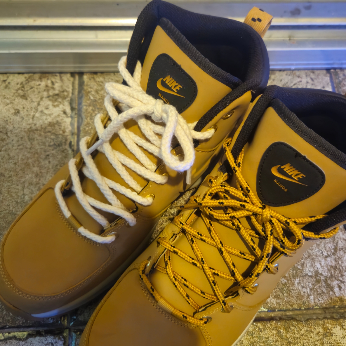 Nike Manoa Leather Haystack 착용 스타일 - 1
