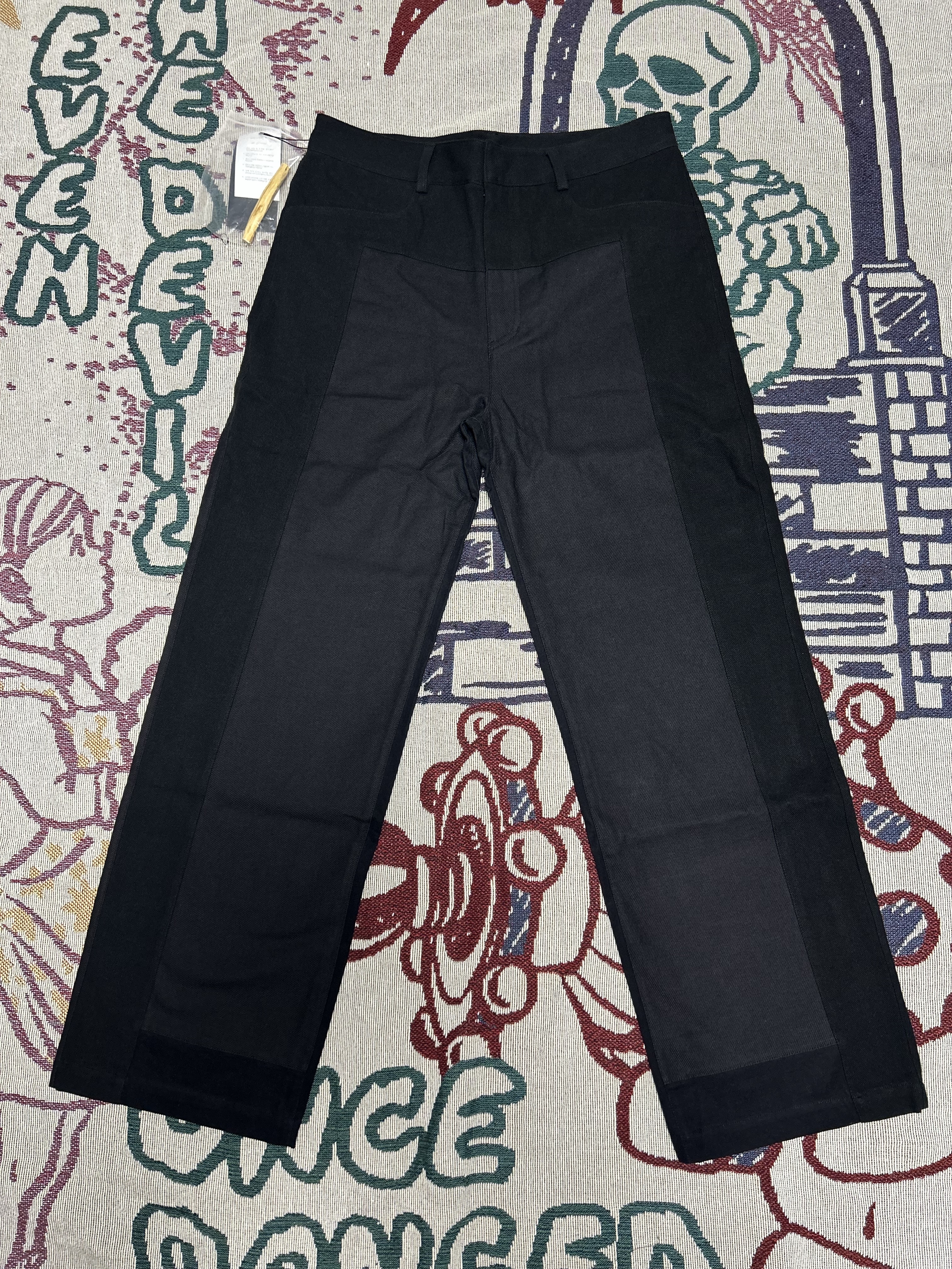 Xlim Ep.4 04 Trousers Black 착용 스타일 - 2