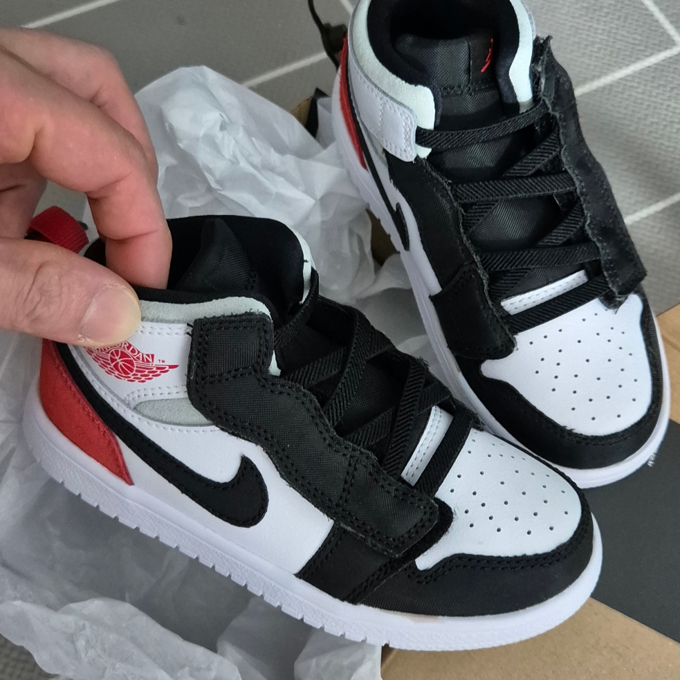 (TD) Jordan 1 Mid Alt Track Red 착용 스타일 - 2