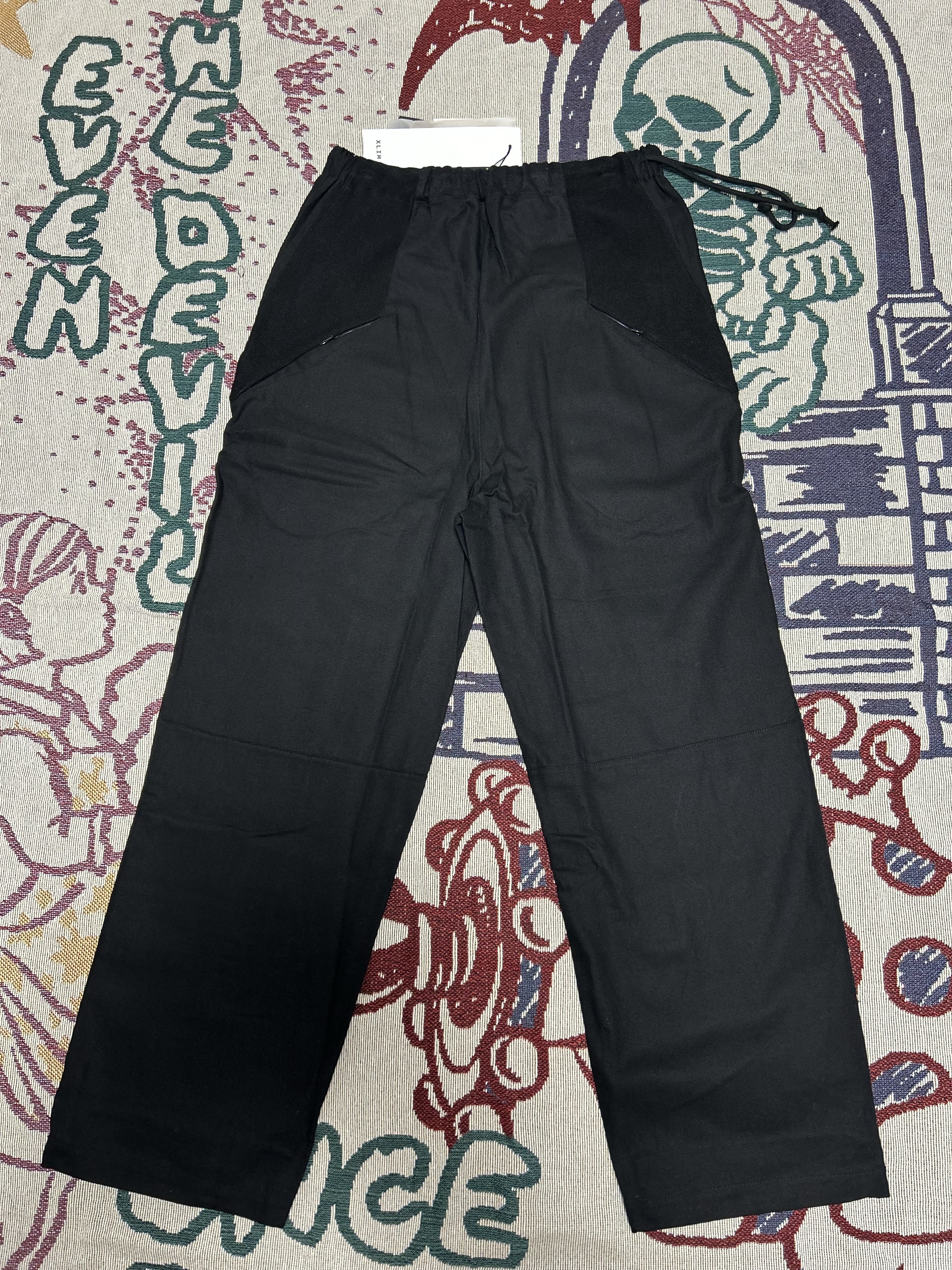 Xlim Ep.4 06 Trousers Black 착용 스타일 - 5