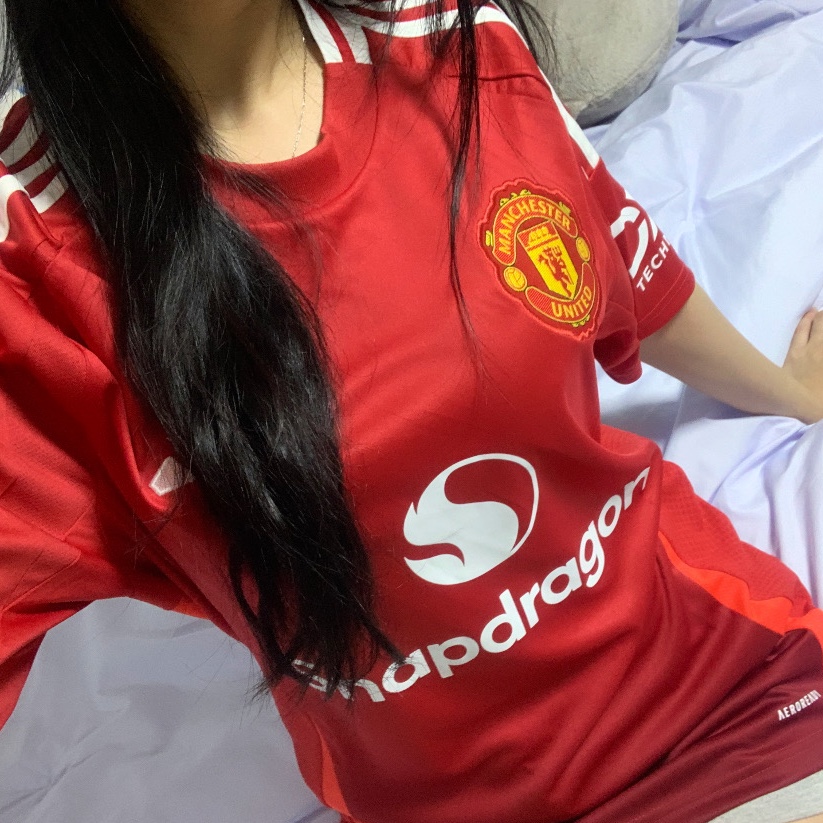 Adidas Manchester United 2024/25 Home Jersey Manchester United FC Red - KR Sizing (Non Marking Ver.) 착용 스타일