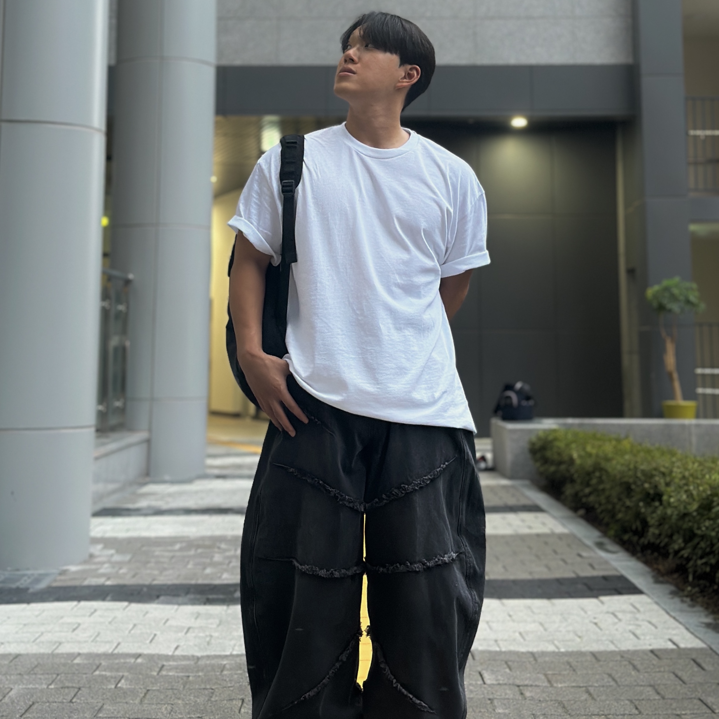 AAA Heavy Cotton 1301 T-Shirt White Black (2Pack) 착용 스타일 - 4