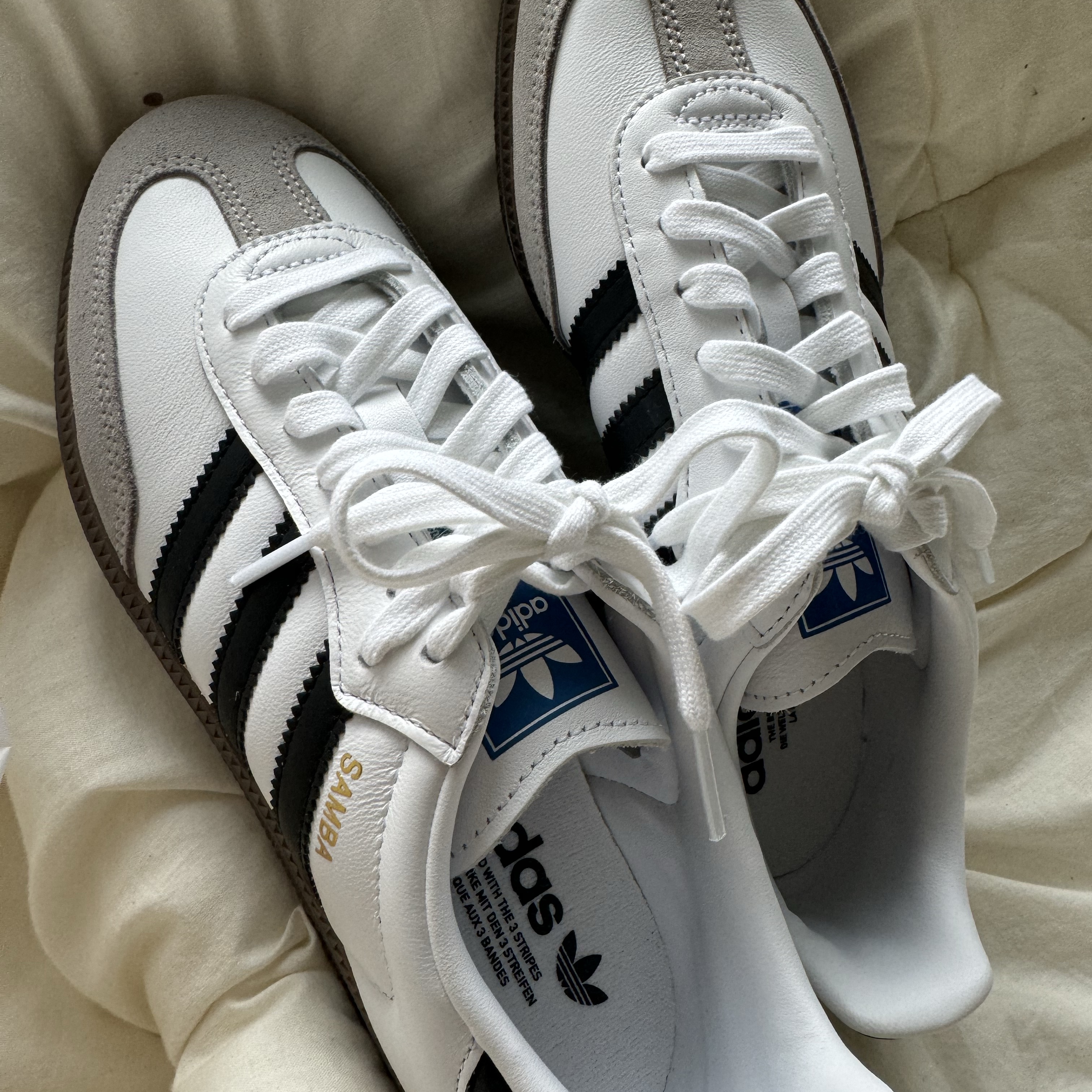 Adidas Samba OG Cloud White 착용 스타일