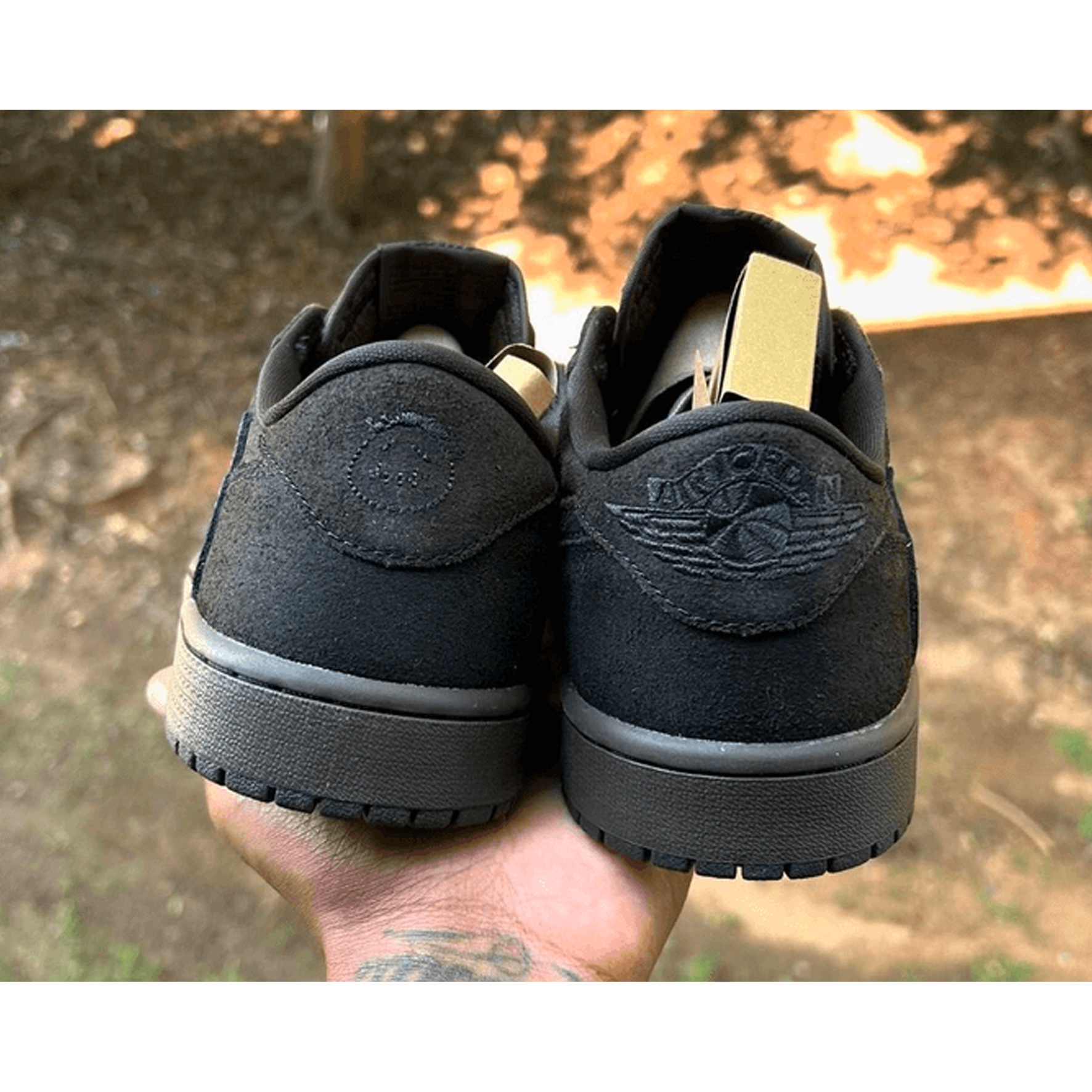 Jordan 4 x Travis Scott Retro Cactus Jack, Nike x Travis Scott Air Max 1 Cact.us Brown 착용 스타일 - 3