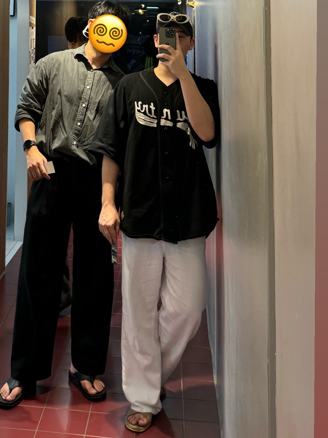 Kapital Baseball Bone Shirt Black, Island Slipper Classic Ultimate Suede Taupe Tan 착용 스타일