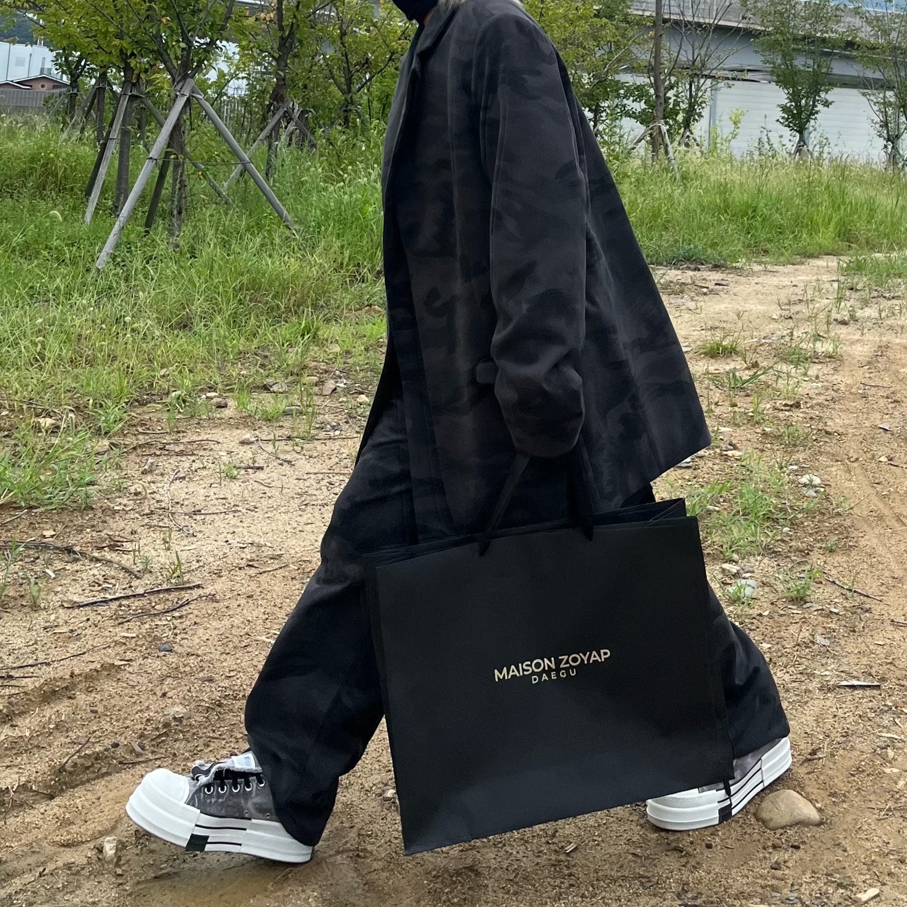 Converse x Drkshdw DBL Drkstar Overdye Chuck 70 Hi Concrete 착용 스타일 - 2