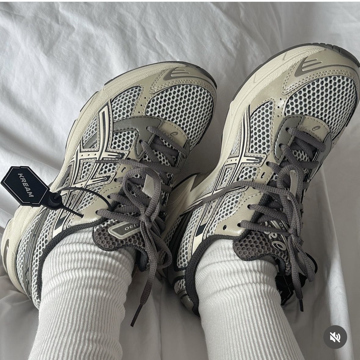 Asics Gel-1130 Birch Dark Taupe - Korea Exclusive 착용 스타일 - 3
