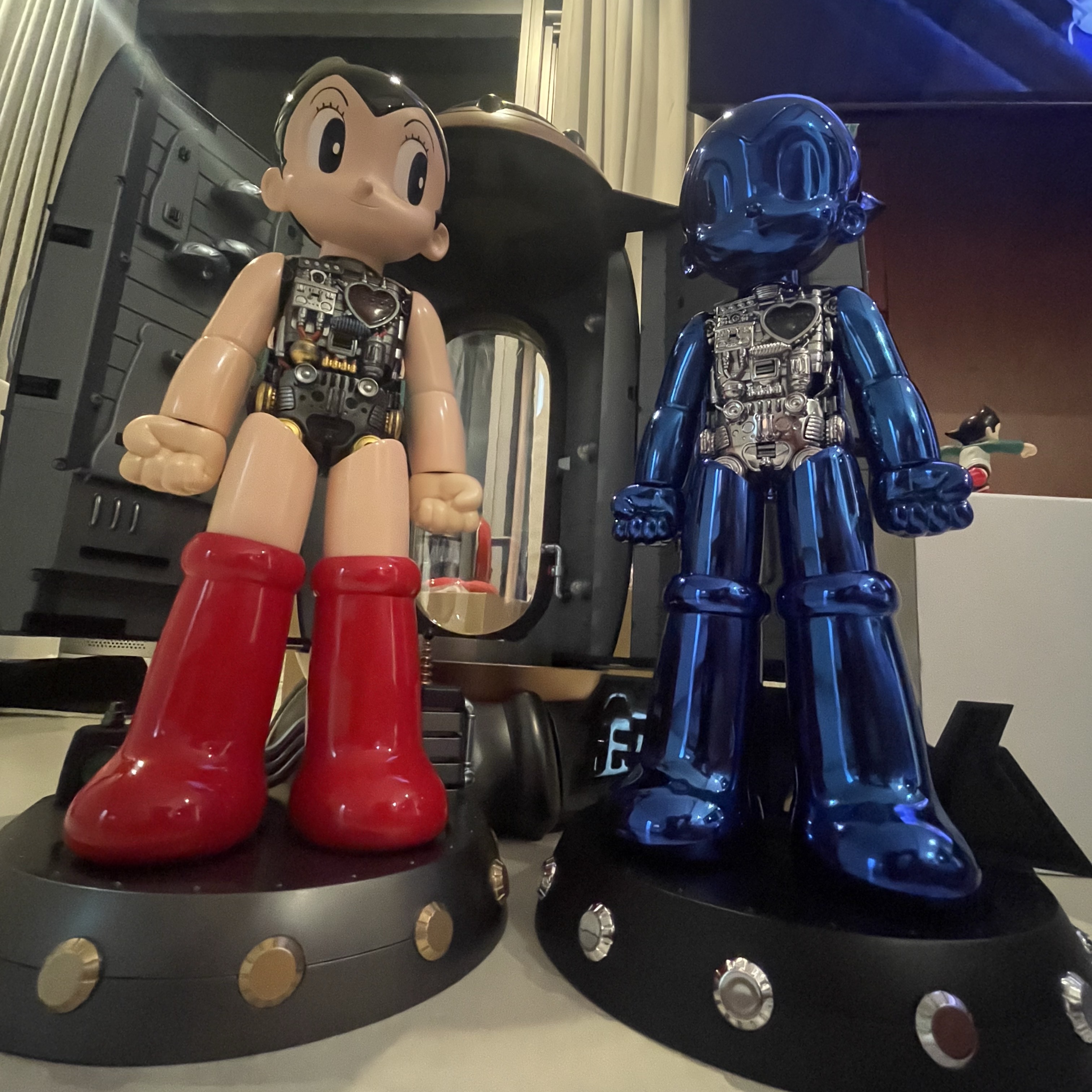Blitzway Space Astro Boy Radiant Blue 착용 스타일 - 1