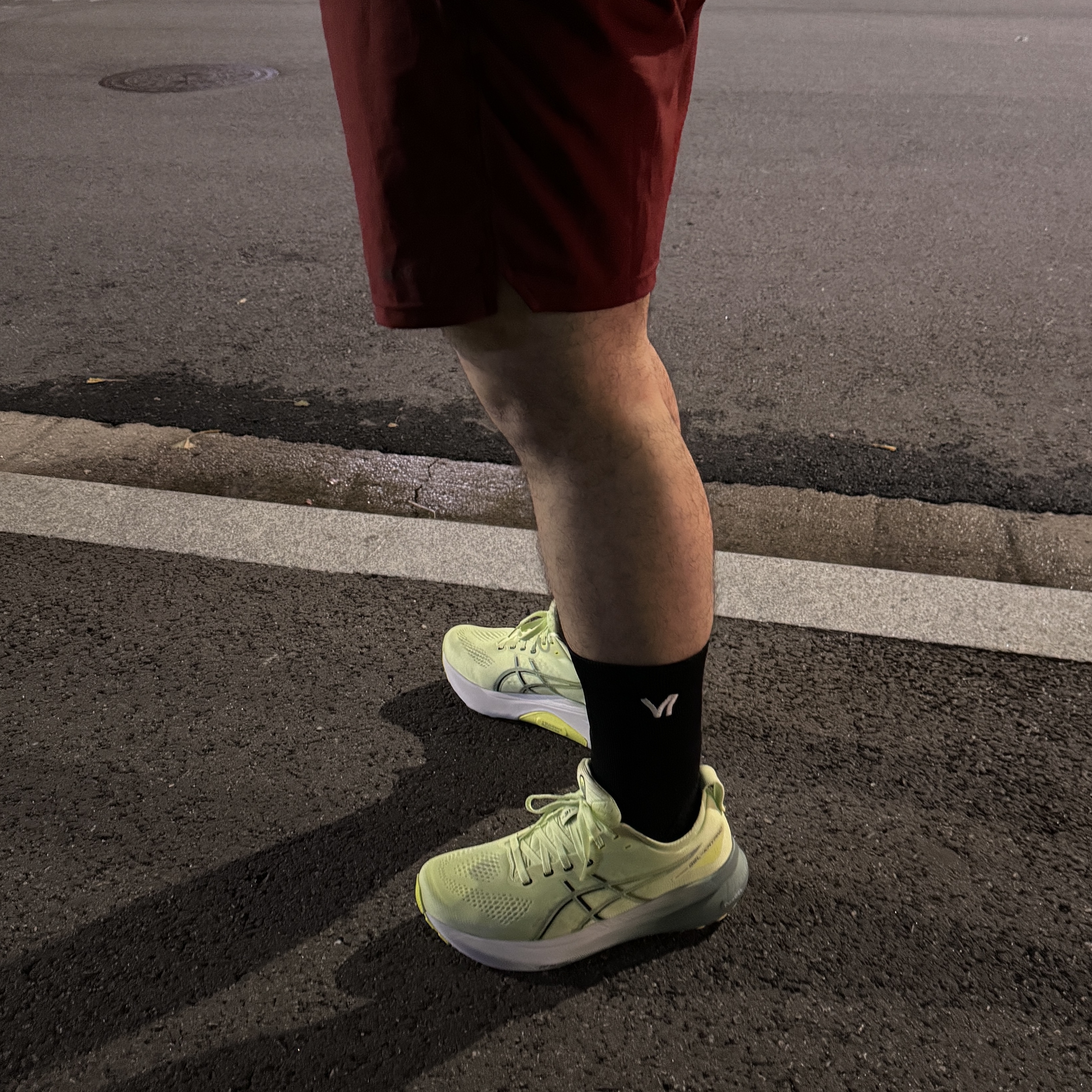 Asics Gel-Kayano 31 Cool Matcha Celadon - 4E Extra Wide 착용 스타일 - 2