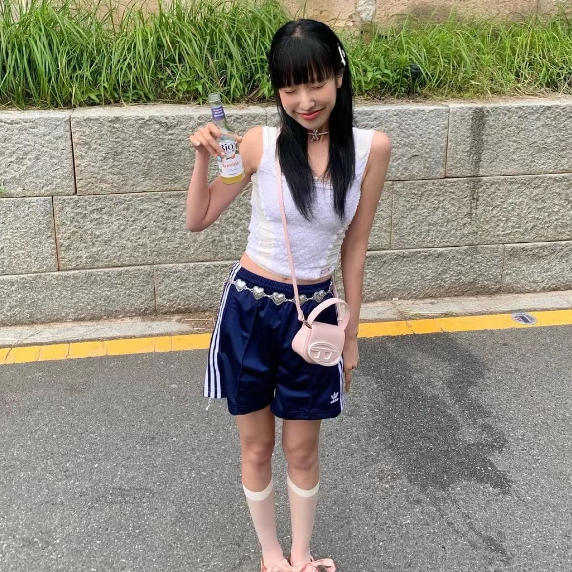 (W) Adidas Terry Shorts Dark Blue - KR Sizing 착용 스타일