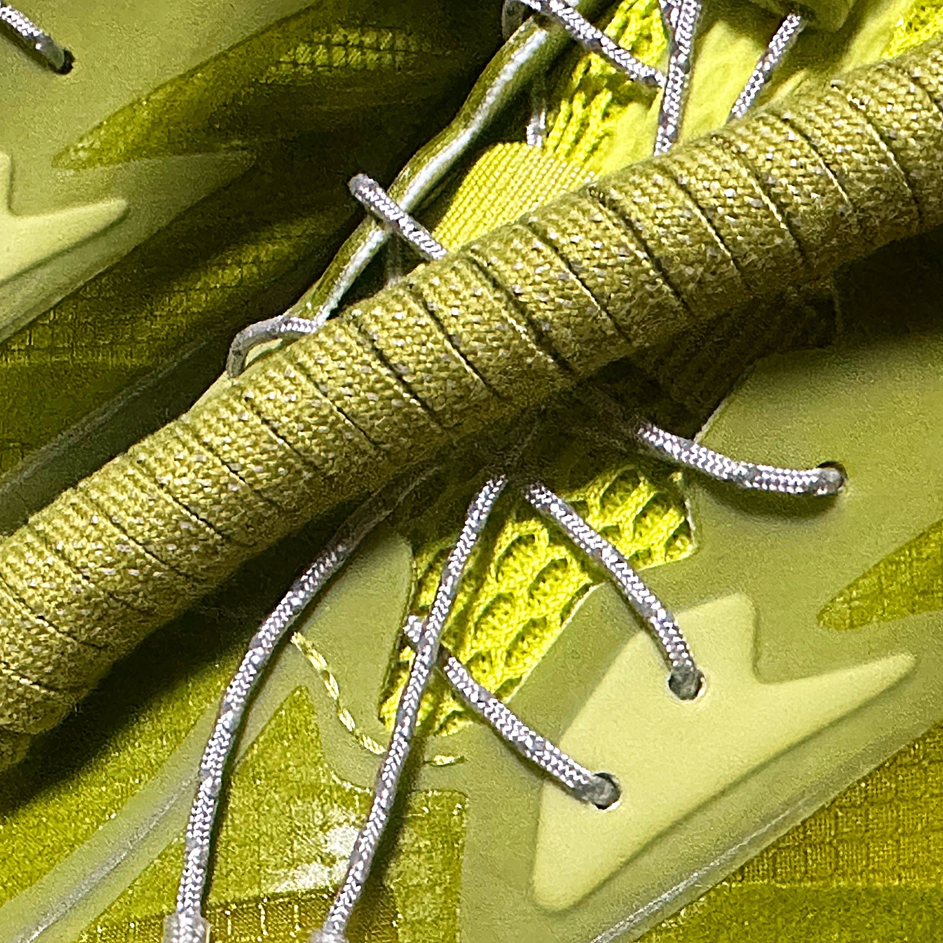 Hoka x Satisfy Mafate Speed 4 Lite Sulfur 착용 스타일 - 3