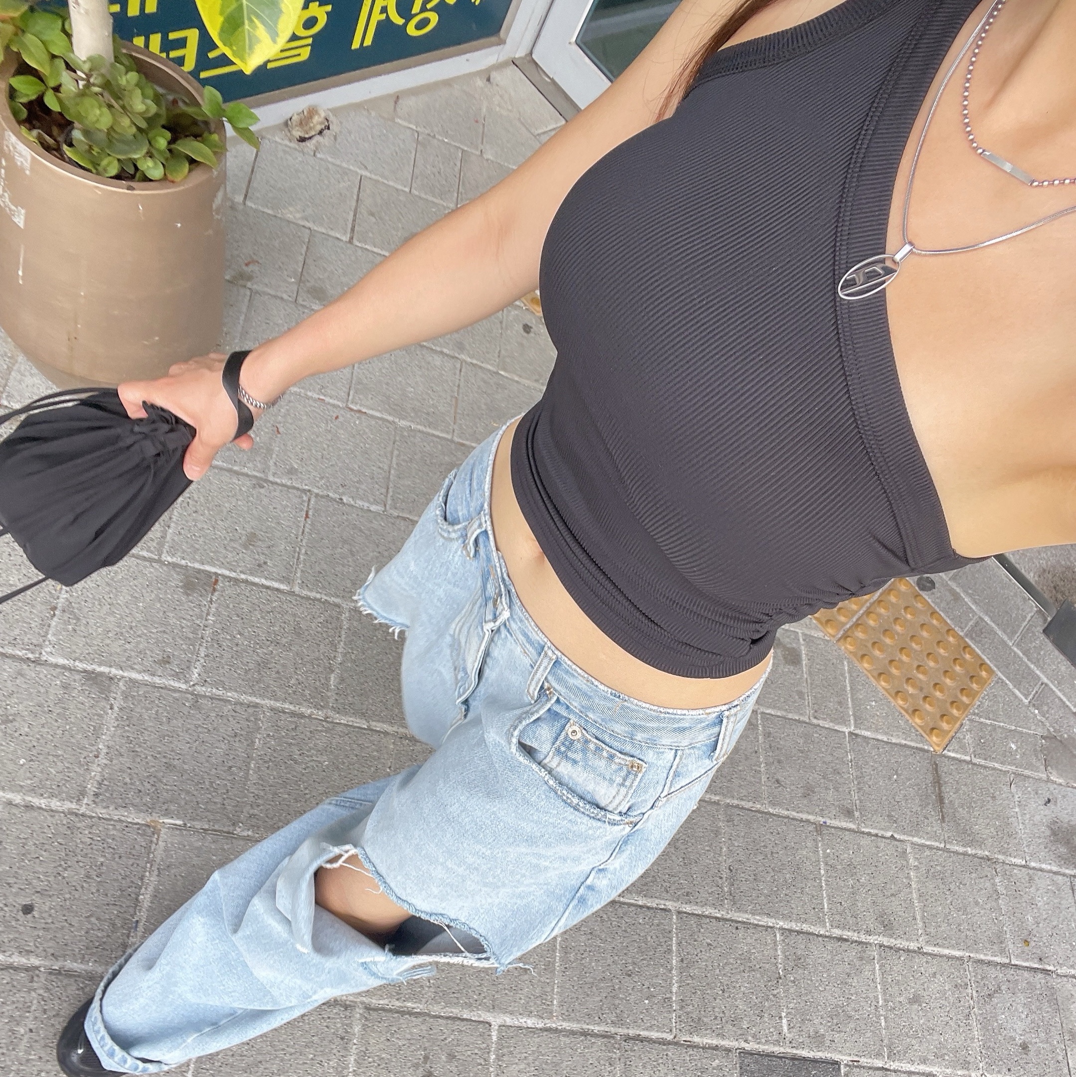 Diesel Dx1342 Stainless Steel Pendant Necklace Silver, New Balance 1906R Black Silver Metallic 착용 스타일