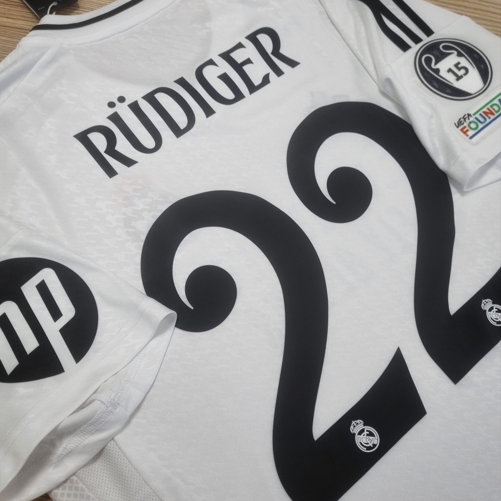 Adidas Real Madrid 2024/25 Home Jersey White - KR Sizing (Non Marking Ver.) 착용 스타일