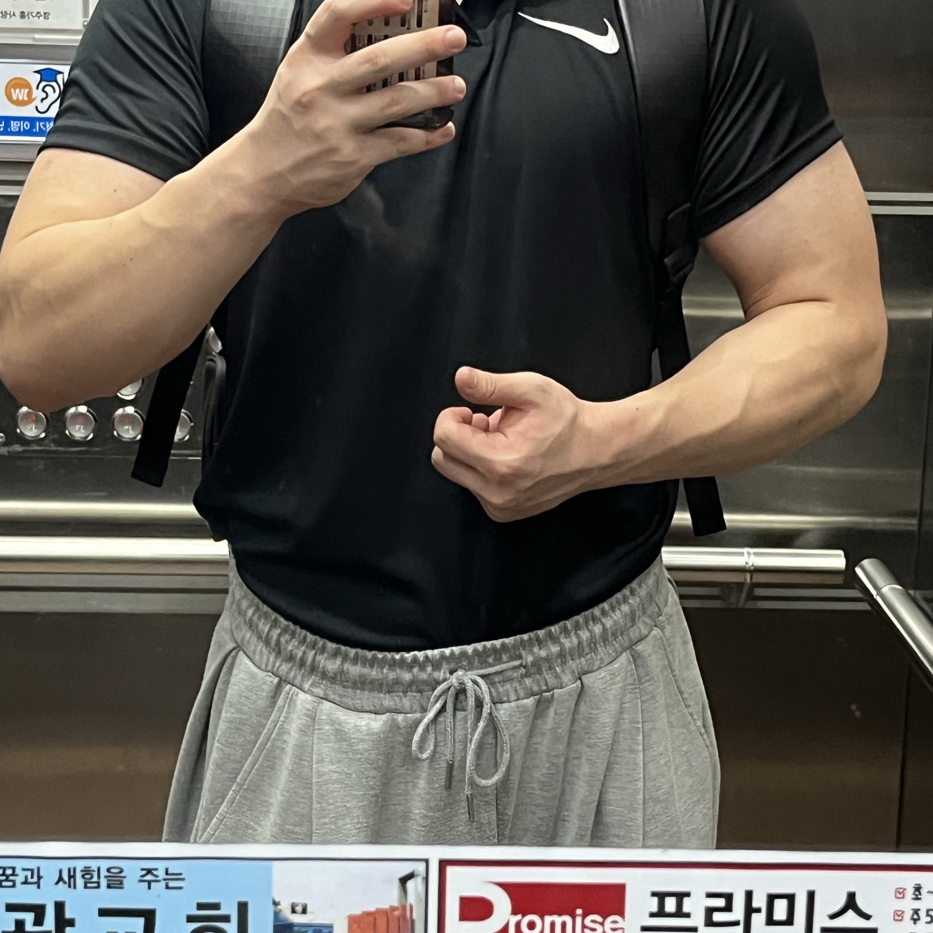 Nike Dri-Fit Park 20 Short Sleeve Polo Black 착용 스타일 - 1