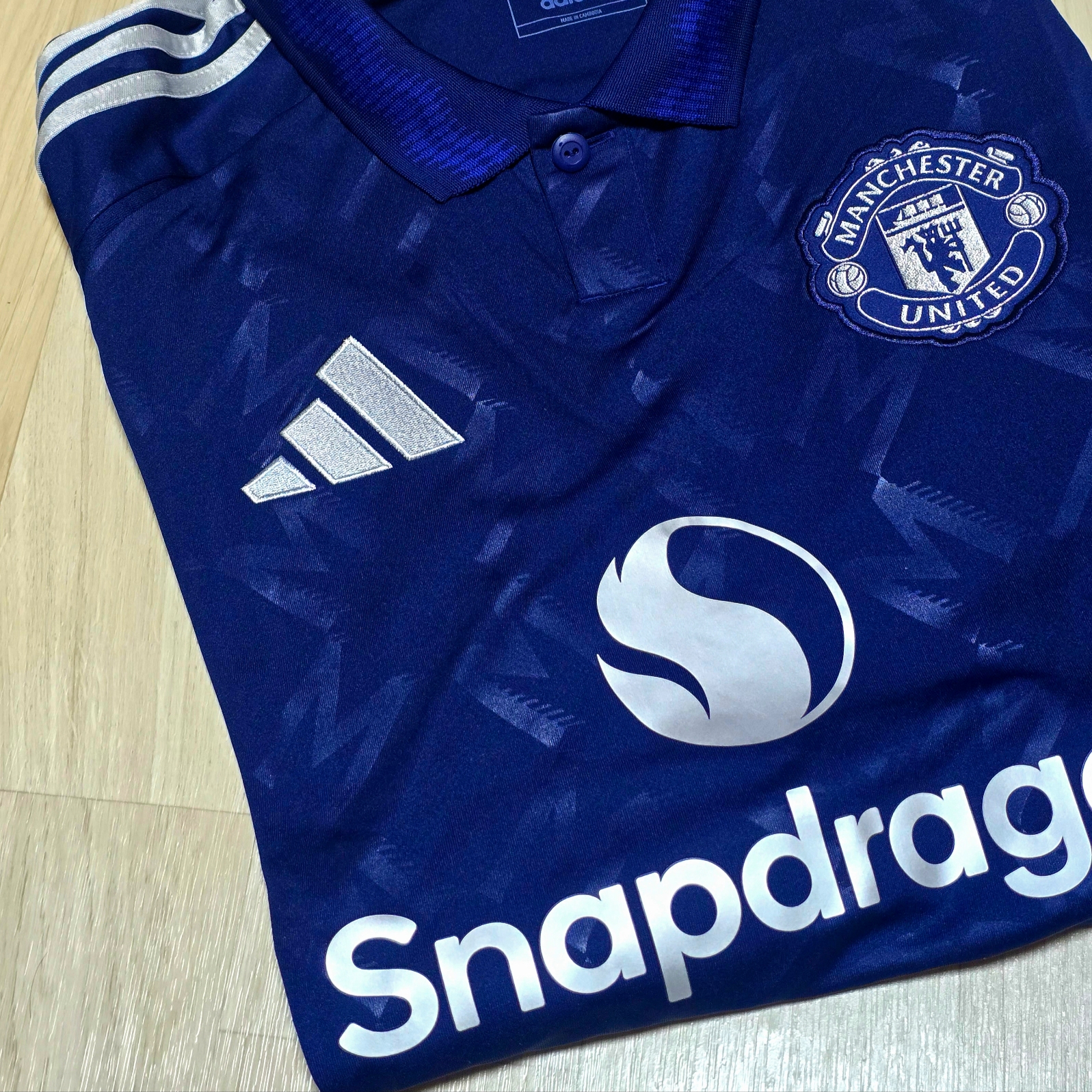 Adidas Manchester United 2024/25 Away Jersey Night Indigo - KR Sizing (Non Marking Ver.) 착용 스타일