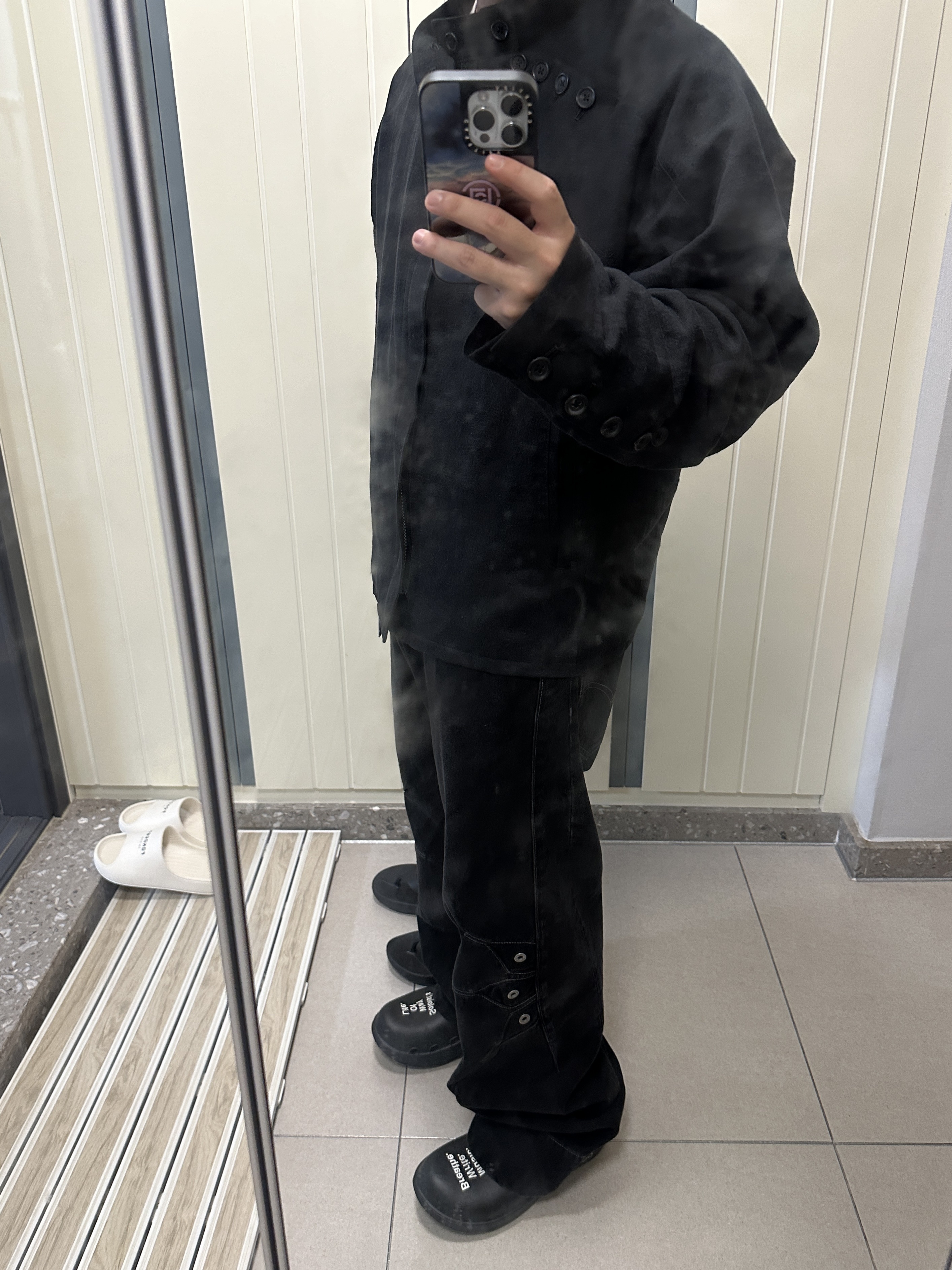 Levi’s x Kiko Kostadinov Denim Pants Black 착용 스타일 - 1