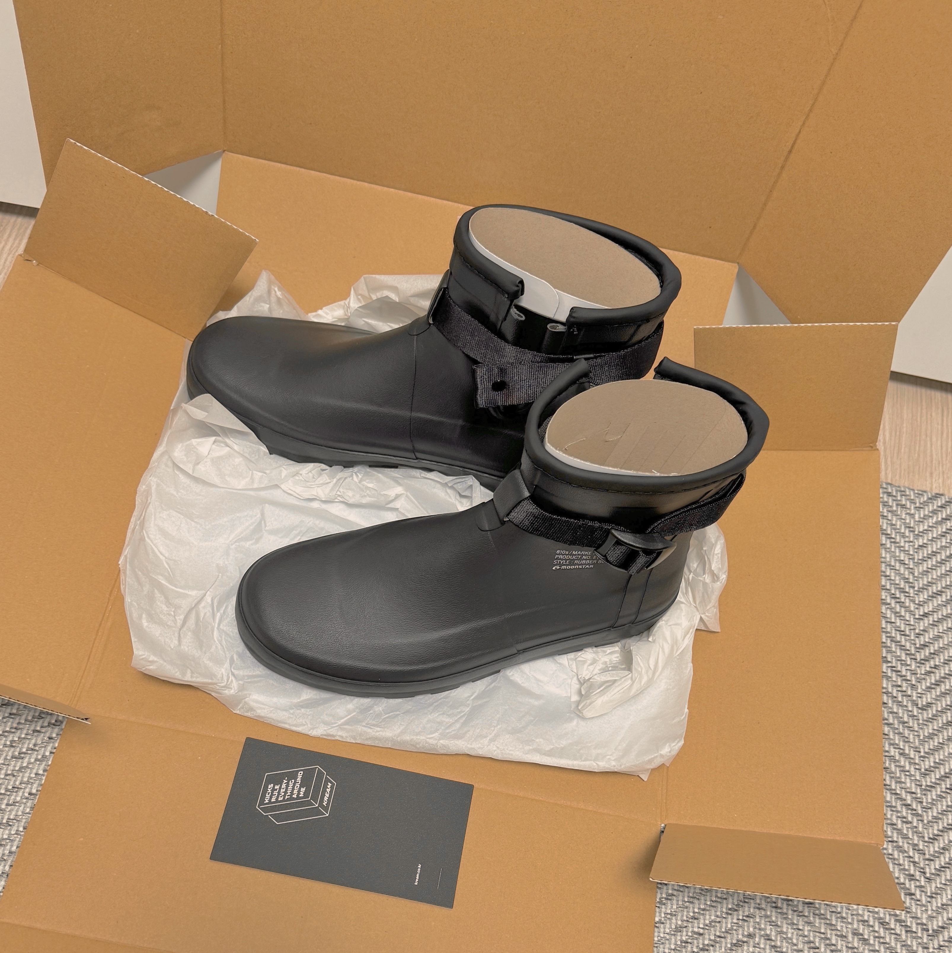 Moonstar 810s ET027 Marke Modi Charcoal 착용 스타일