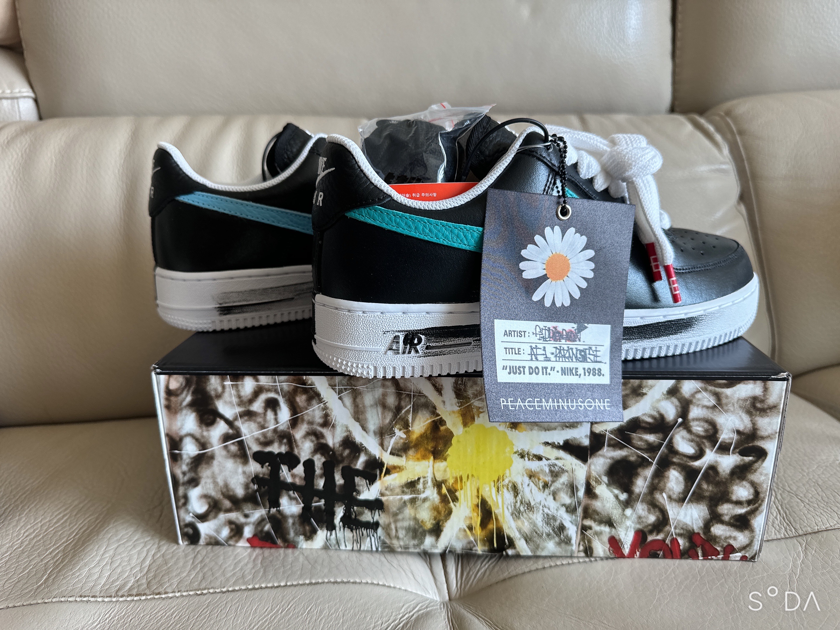 Nike x Peaceminusone Air Force 1 Low Para-Noise 3.0 Black and Multicolor 착용 스타일 - 3
