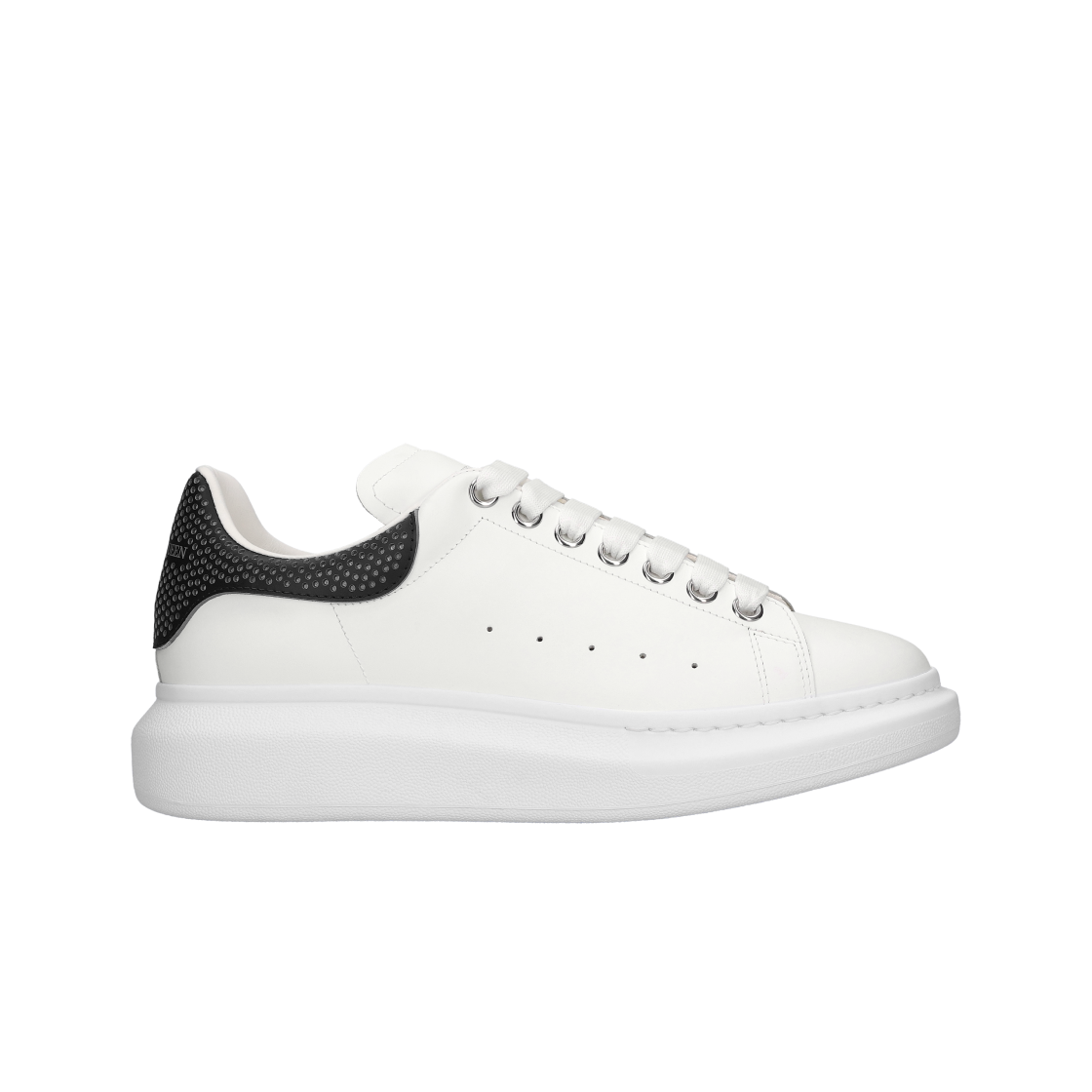 735769WICYP9089 Alexander McQueen Larry Dot Tab Oversized Sneakers White Black Silver