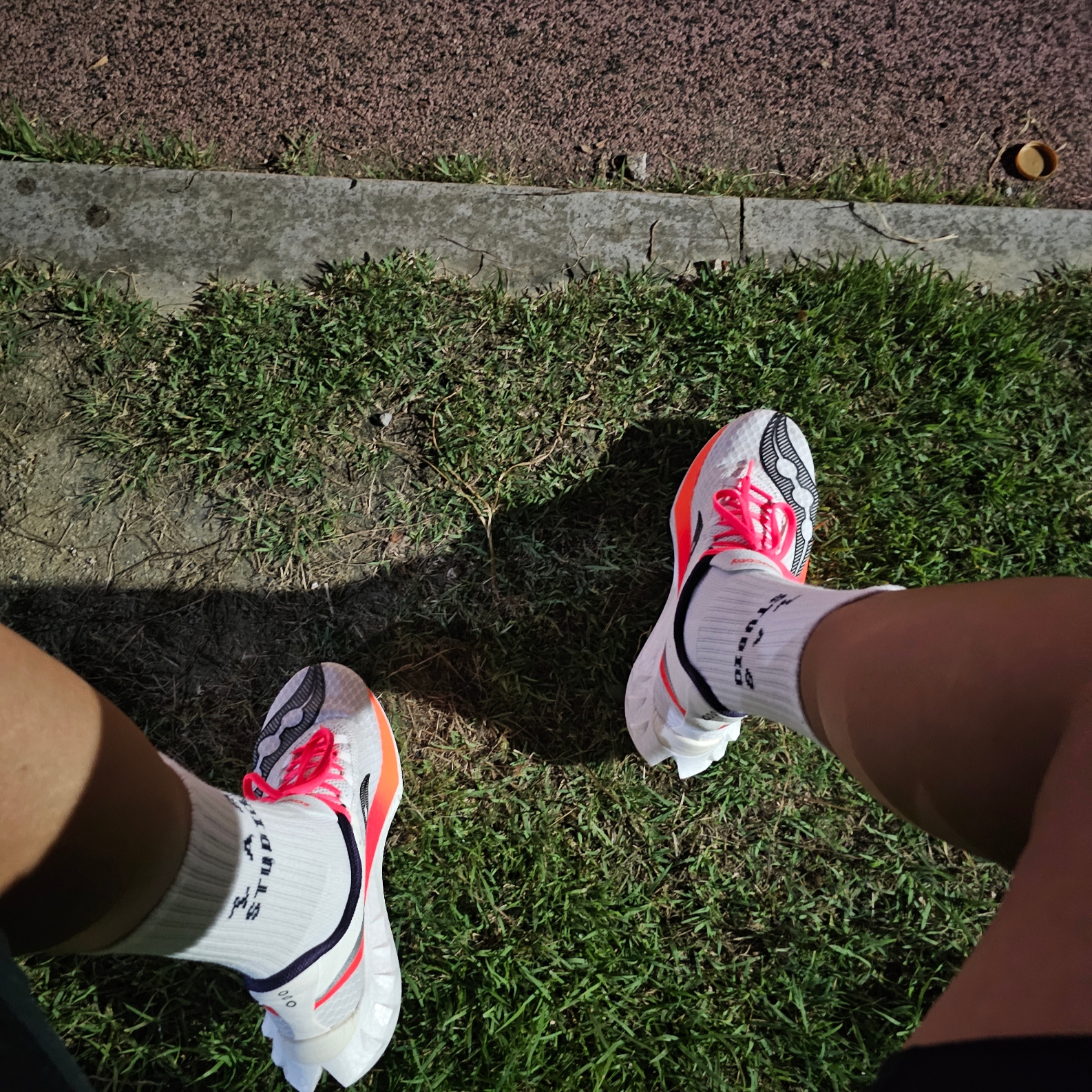 Saucony Endorphin Pro 4 White 착용 스타일